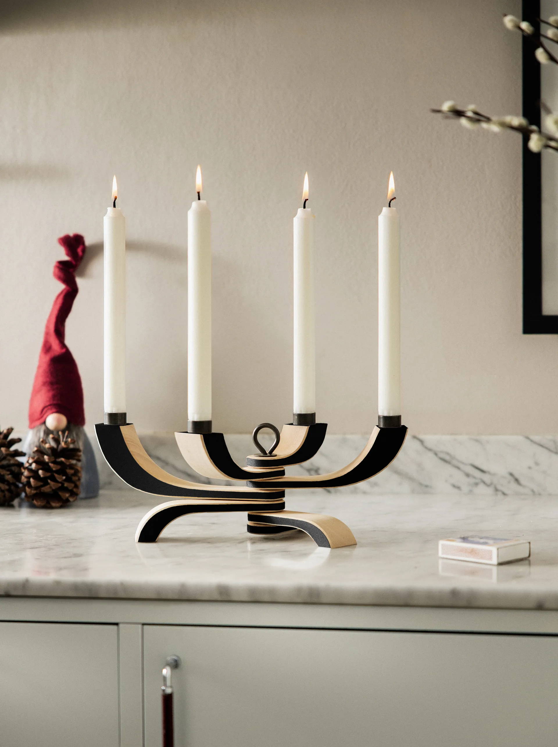 노르딕 라이트 캔들홀더 4암, black Design House Stockholm | 디자인하우스스톡홀름