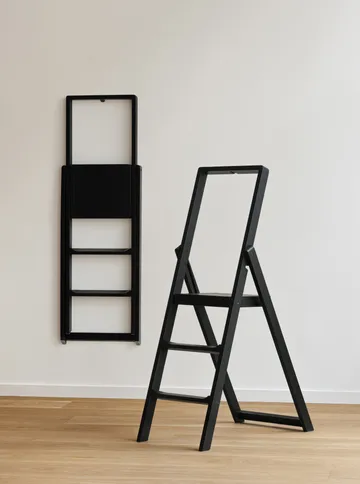 스텝 사다리 - Black-stained - Design House Stockholm | 디자인하우스스톡홀름