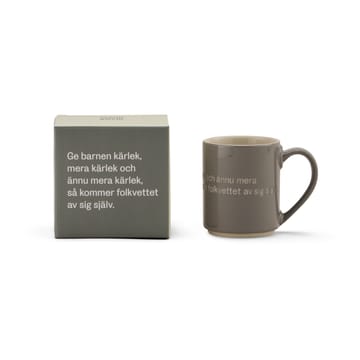 아스트리드 린드그렌 머그, give the kids 러브 - grey-swedish - Design House Stockholm | 디자인하우스스톡홀름