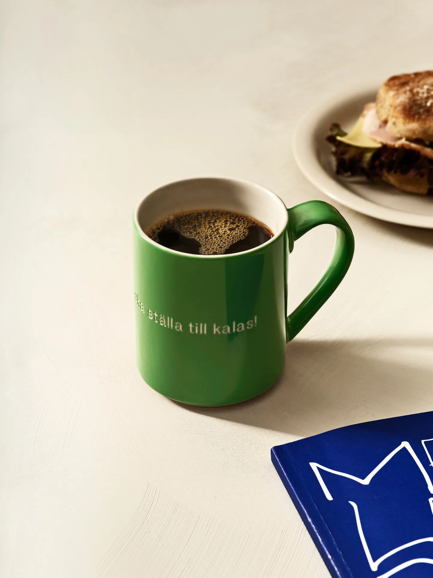 아스트리드 린드그렌 머그, jag vet en som ska…, Swedish text Design House Stockholm | 디자인하우스스톡홀름