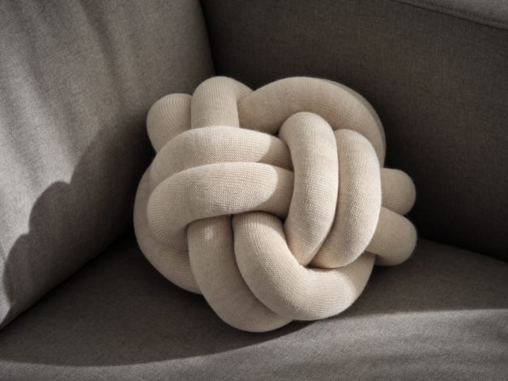 Knot 베개 (매듭쿠션), cream Design House Stockholm | 디자인하우스스톡홀름