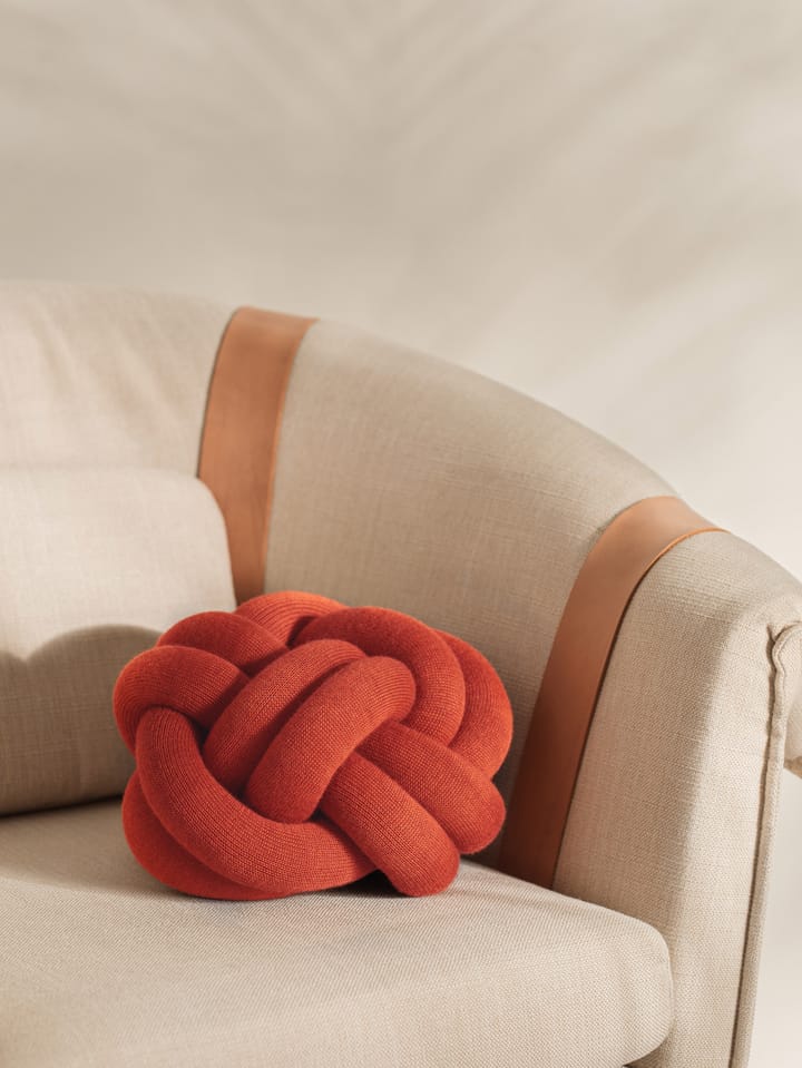 Knot 베개 (매듭쿠션), Orange red Design House Stockholm | 디자인하우스스톡홀름