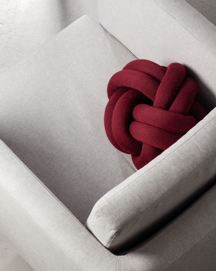 Knot 베개 (매듭쿠션), tableeaux Design House Stockholm | 디자인하우스스톡홀름