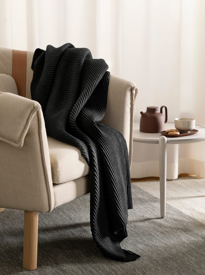 Pleece 스로우 140x170 cm, Black Design House Stockholm | 디자인하우스스톡홀름