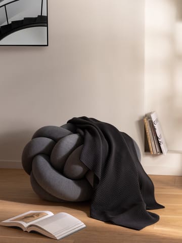 Pleece 스��로우 140x170 cm - Black - Design House Stockholm | 디자인하우스스톡홀름