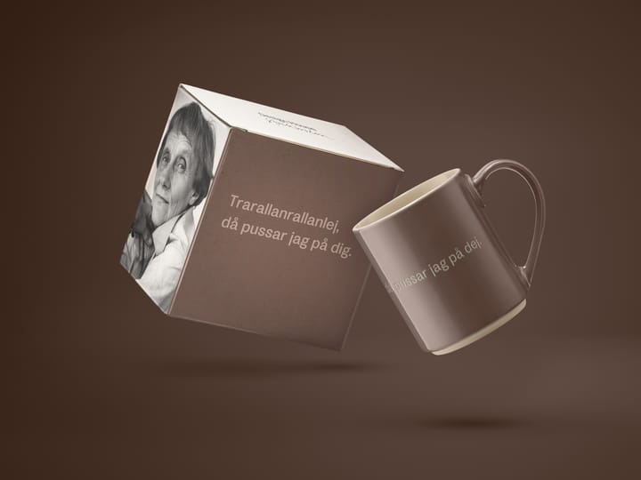 아스트리드 린드그렌 머그. Trarallanrallanlej, Svensk text Design House Stockholm | 디자인하우스스톡홀름