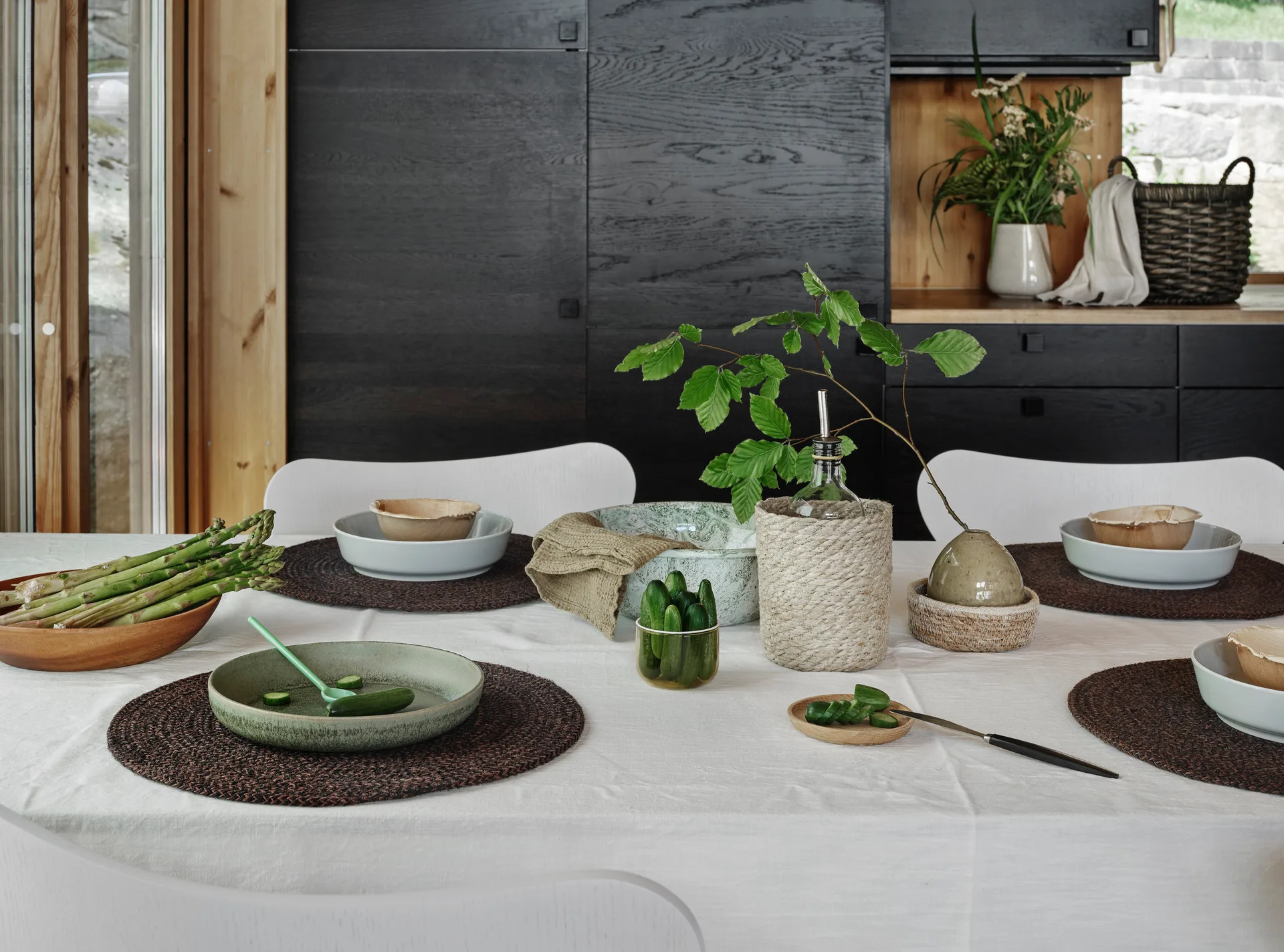 엘라 테이블매트 38 cm, Brown-black Dixie | 딕시