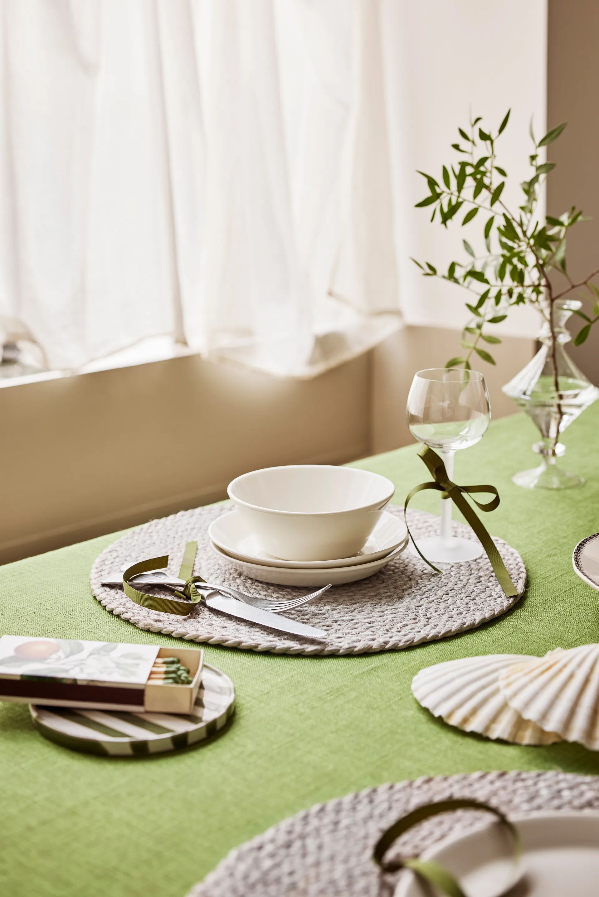 엘린 테이블매트 Ø38 cm, Silver grey Dixie | 딕시