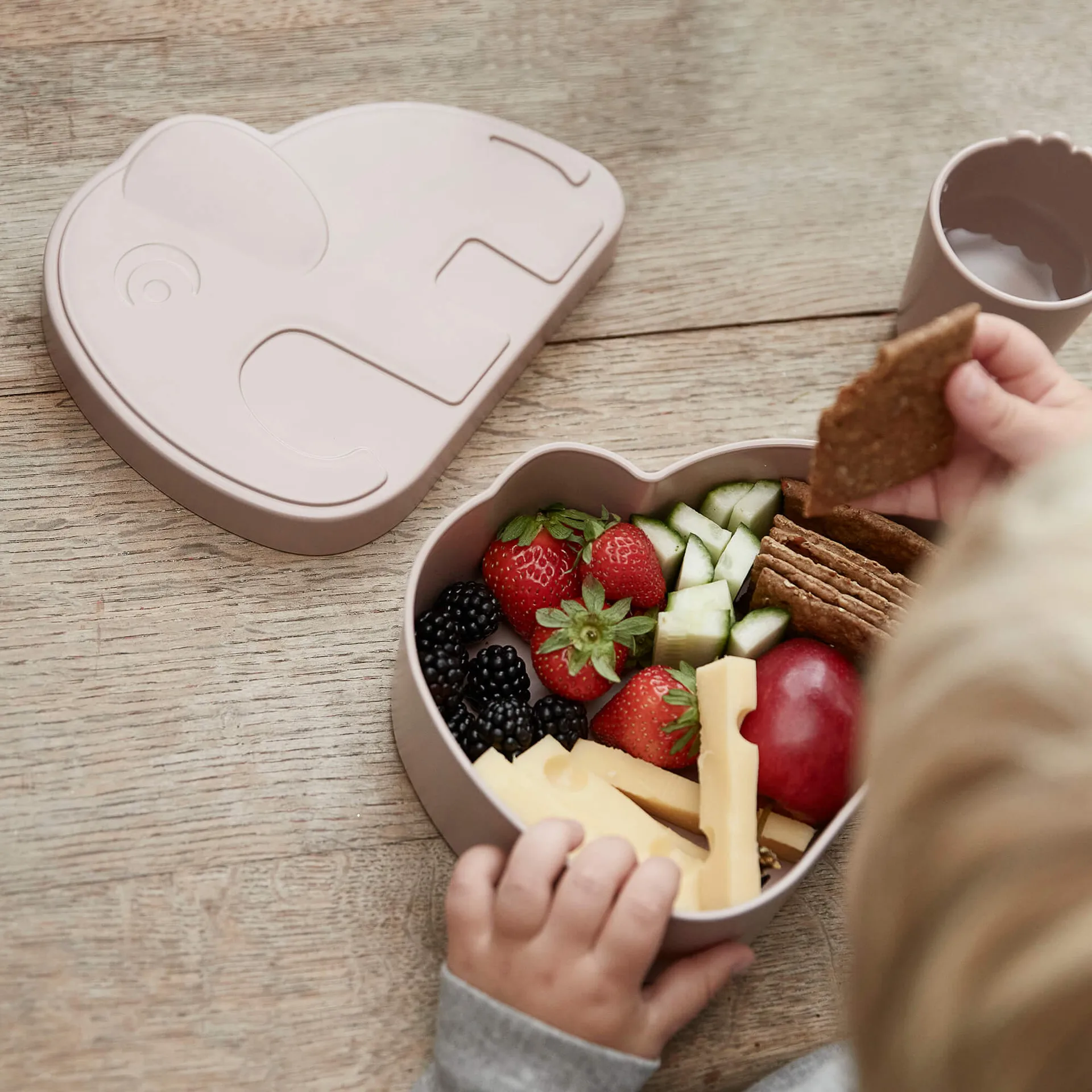 엘피 키디시 런치 박스, Grey Done by deer | 던바이디어