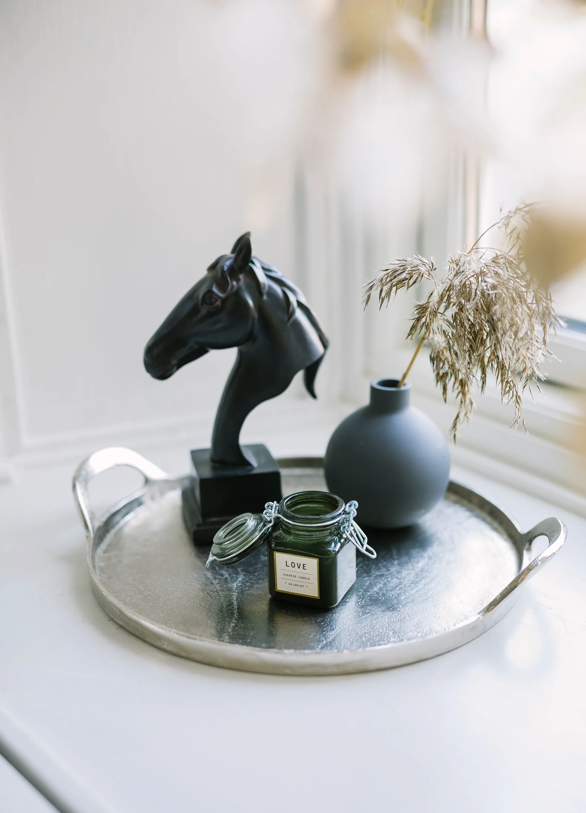 사바 서빙 트레이 Ø34 cm, Aluminium Dorre | 도레