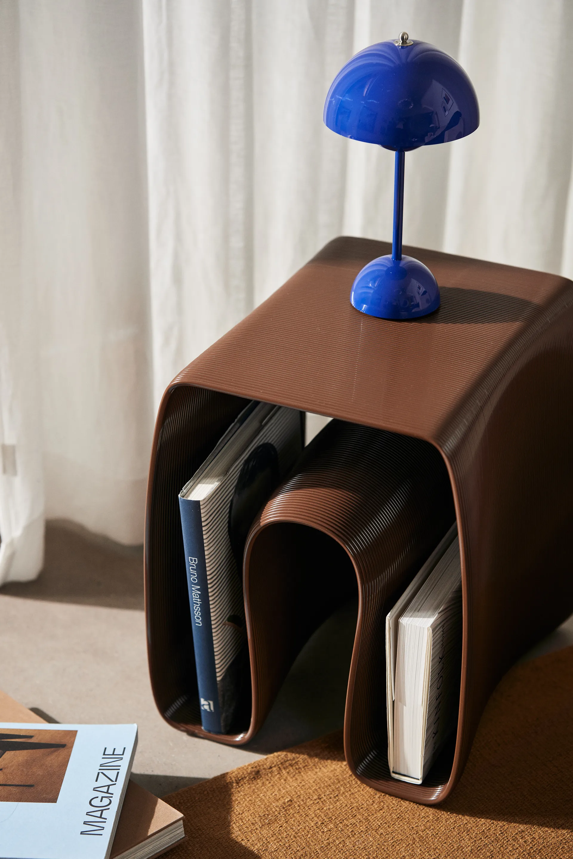 Eel 사이드 테이블 38x40 cm, Chocolate Ekbacken Studios | 에크백엔 스튜디오