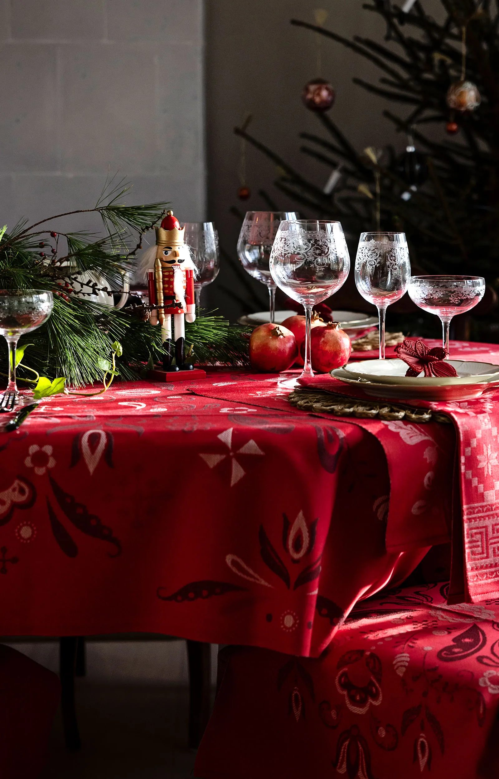 토플리칸 테이블 클로스 145x250 cm, Red Ekelund Linneväveri | 에켈룬드 린네바베리