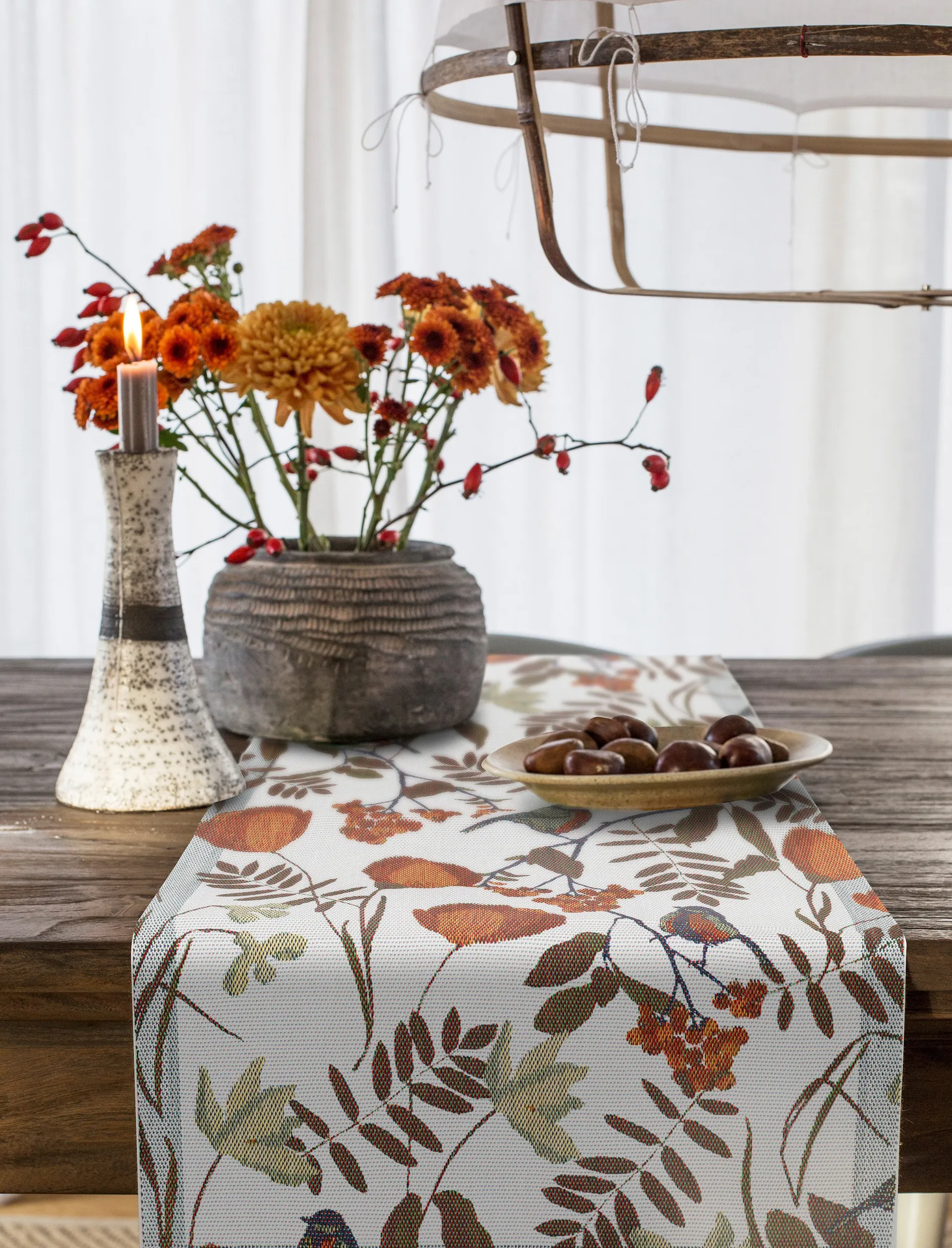 Fåglabäck 테이블 러너 35x120 cm, Brown Ekelund Linneväveri | 에켈룬드 린네바베리