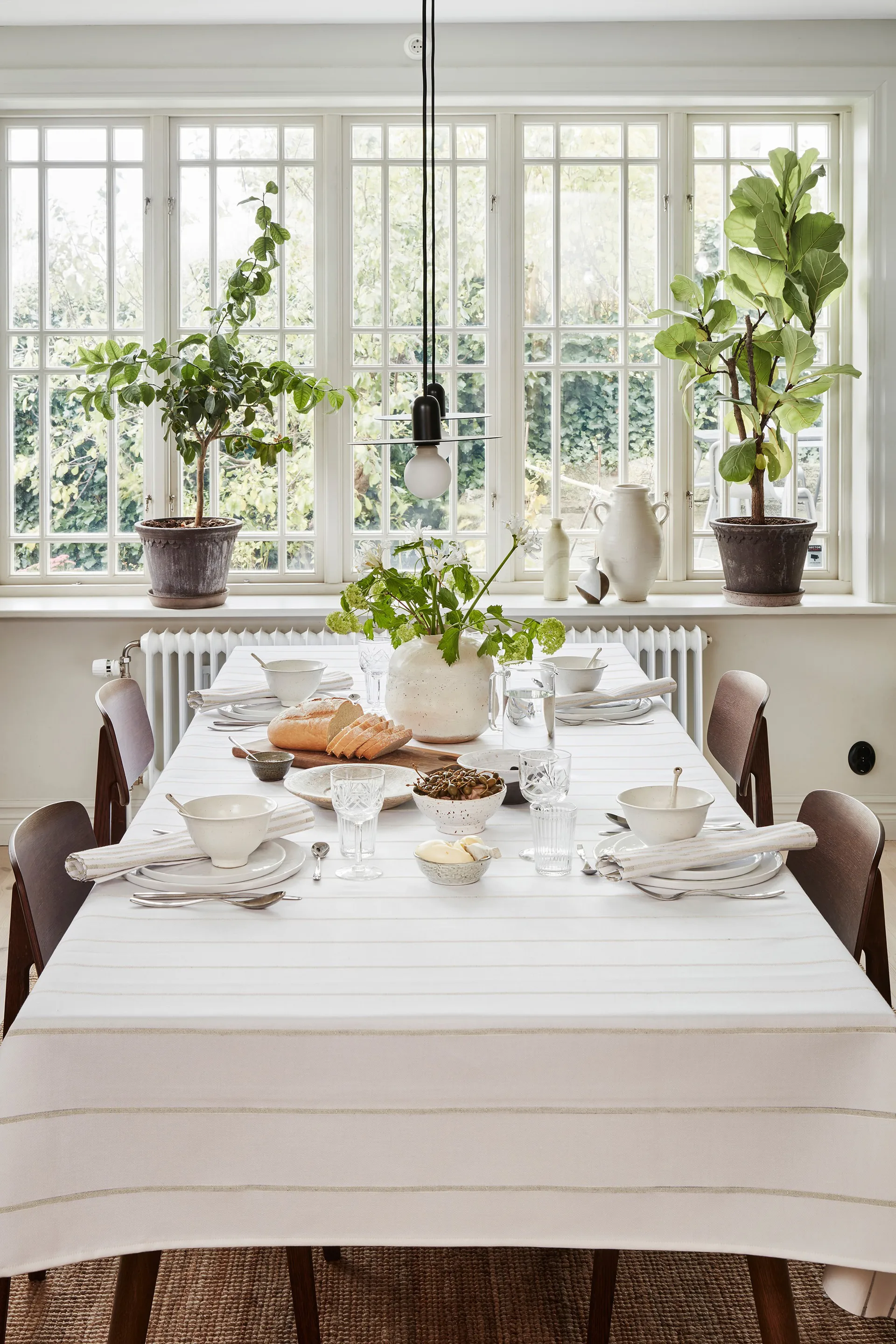 Tvärs 테이블 클로스 150x210 cm, Unbleached Ekelund Linneväveri | 에켈룬드 린네바베리