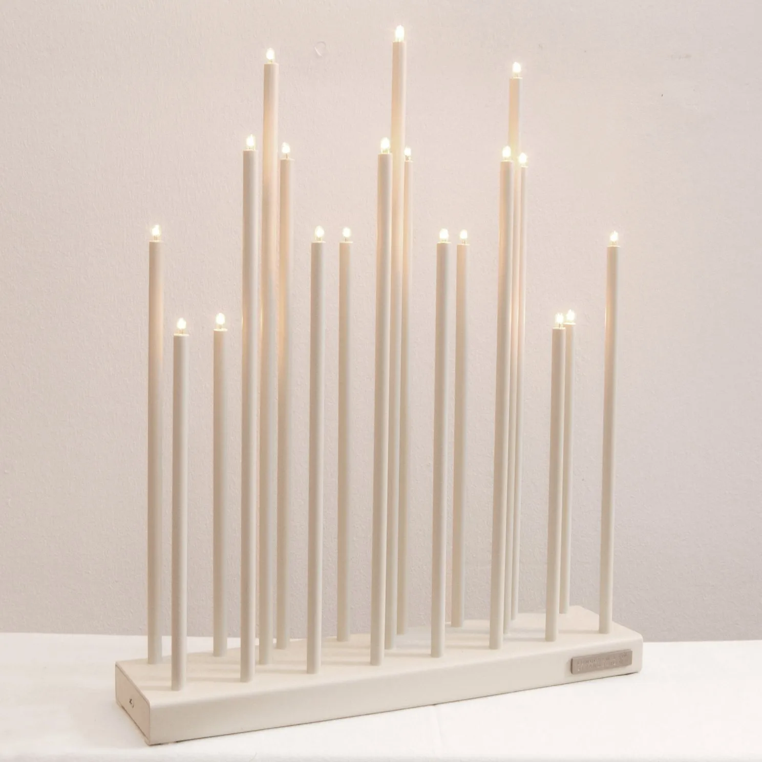 엘플루겐 그란데, Off-white Elflugan | 엘플루간