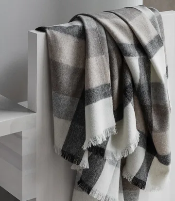 인터섹션 스로우 130x190 cm - camel-grey - Elvang Denmark | 엘방덴마크