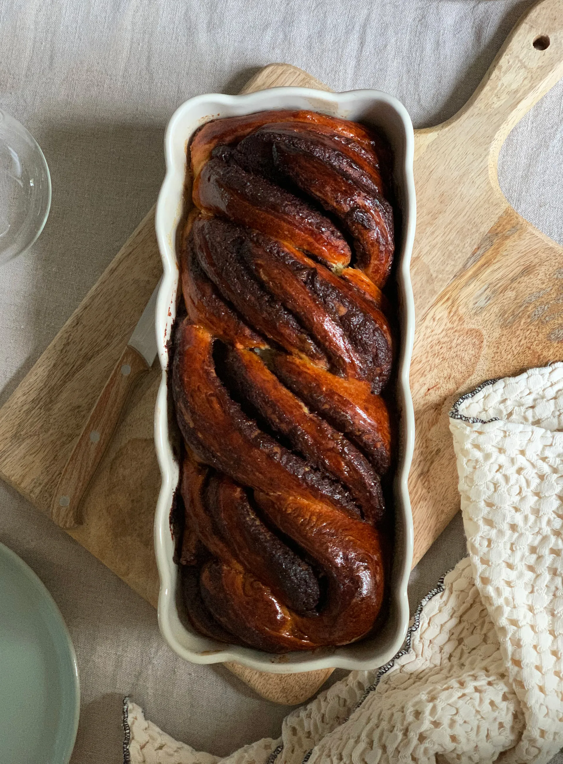 Emile Henry 마들렌 브레드 팬, Cream Emile Henry