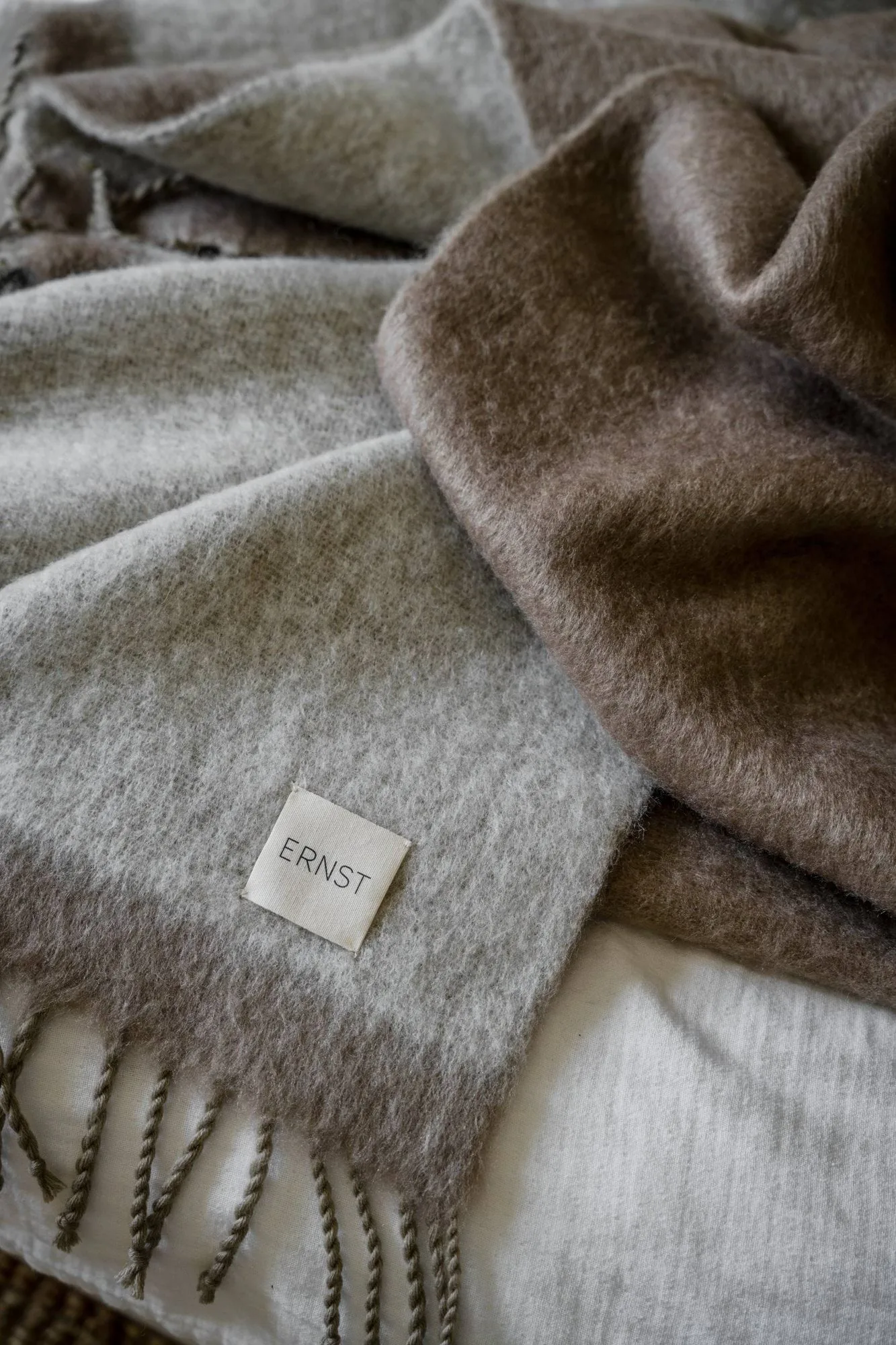 에른스트 스로우 프린지 장식 130x170 cm, Beige-white ERNST | 에른스트