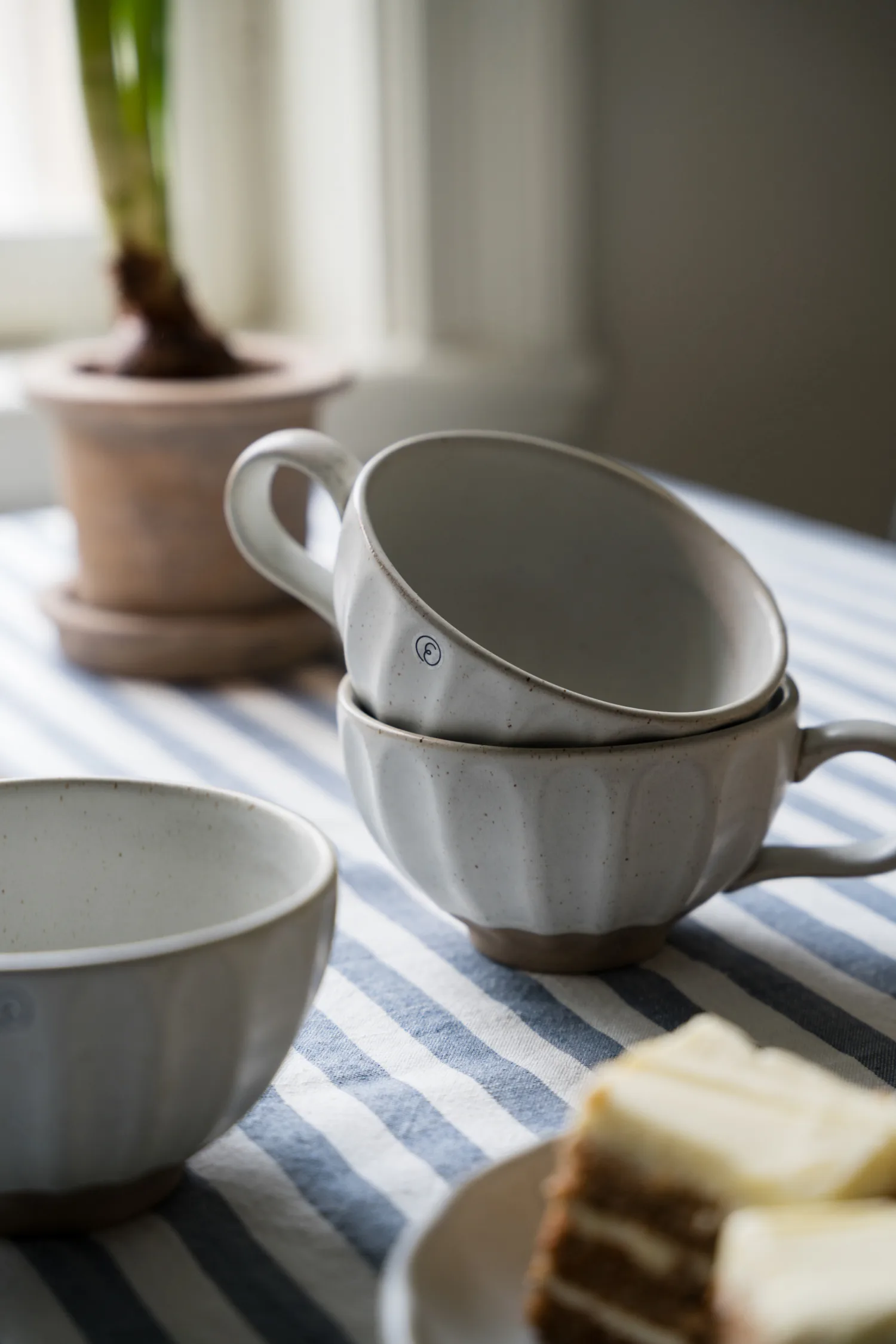 에른스트 테이블 클로스 스트라이프 145x300 cm, Blue-white ERNST | 에른스트