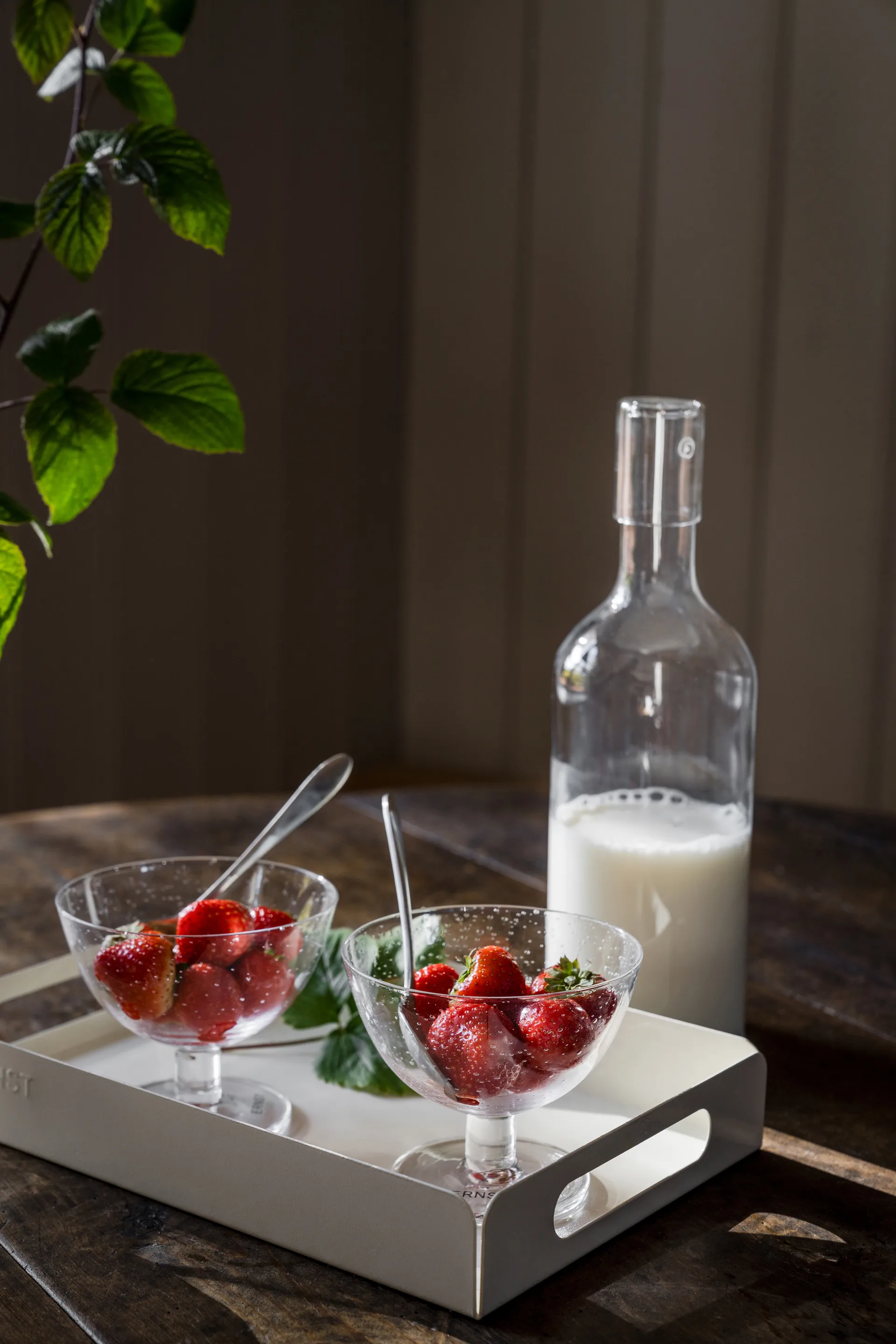 에른스트 트레이 금속 18x28.5cm, Cream white ERNST | 에른스트