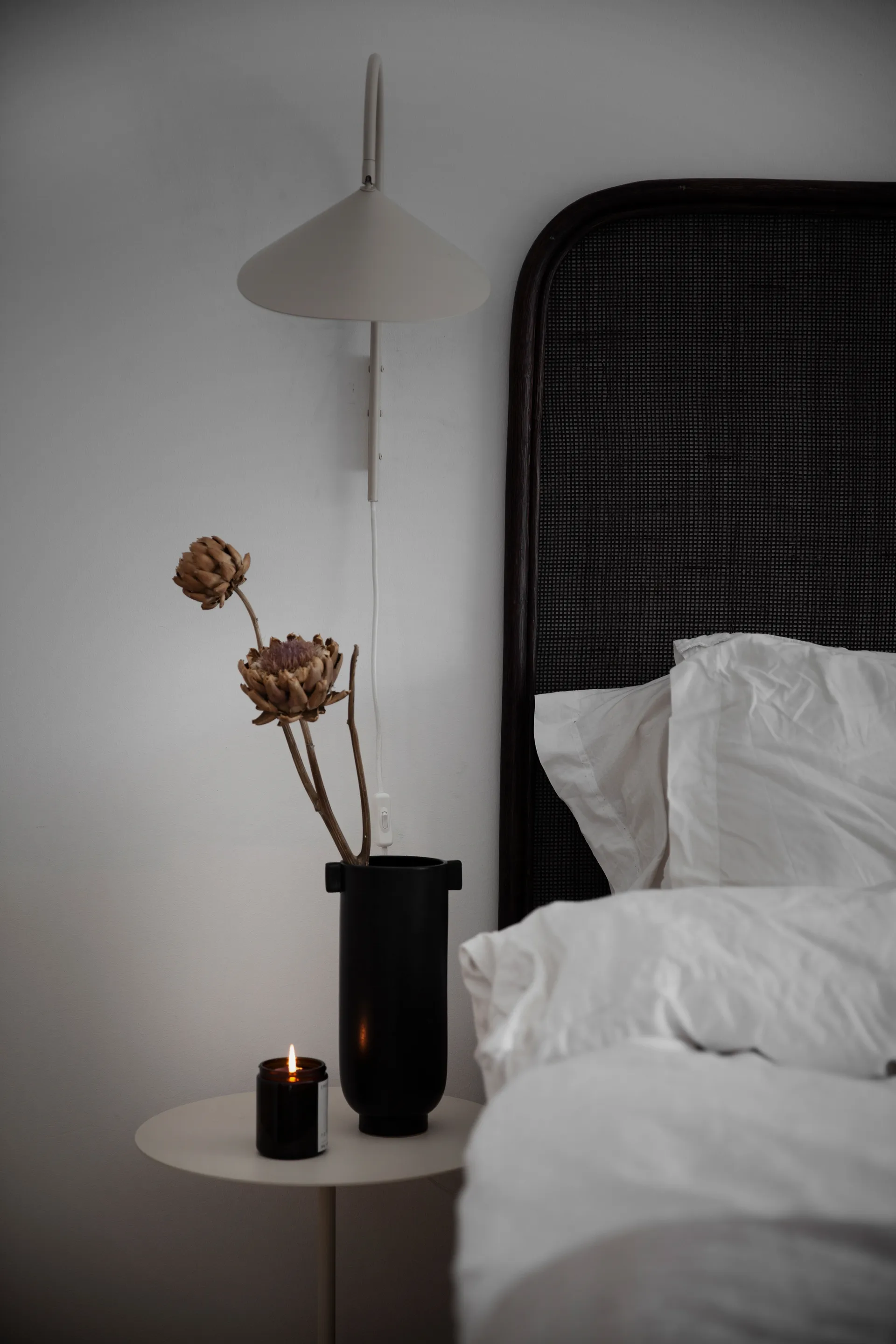 에른스트 화병 & 핸들 21 cm, Black ERNST | 에른스트