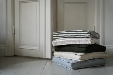 에른스트 시트 쿠션 45x45 cm - Blue-white - ERNST | 에른스트