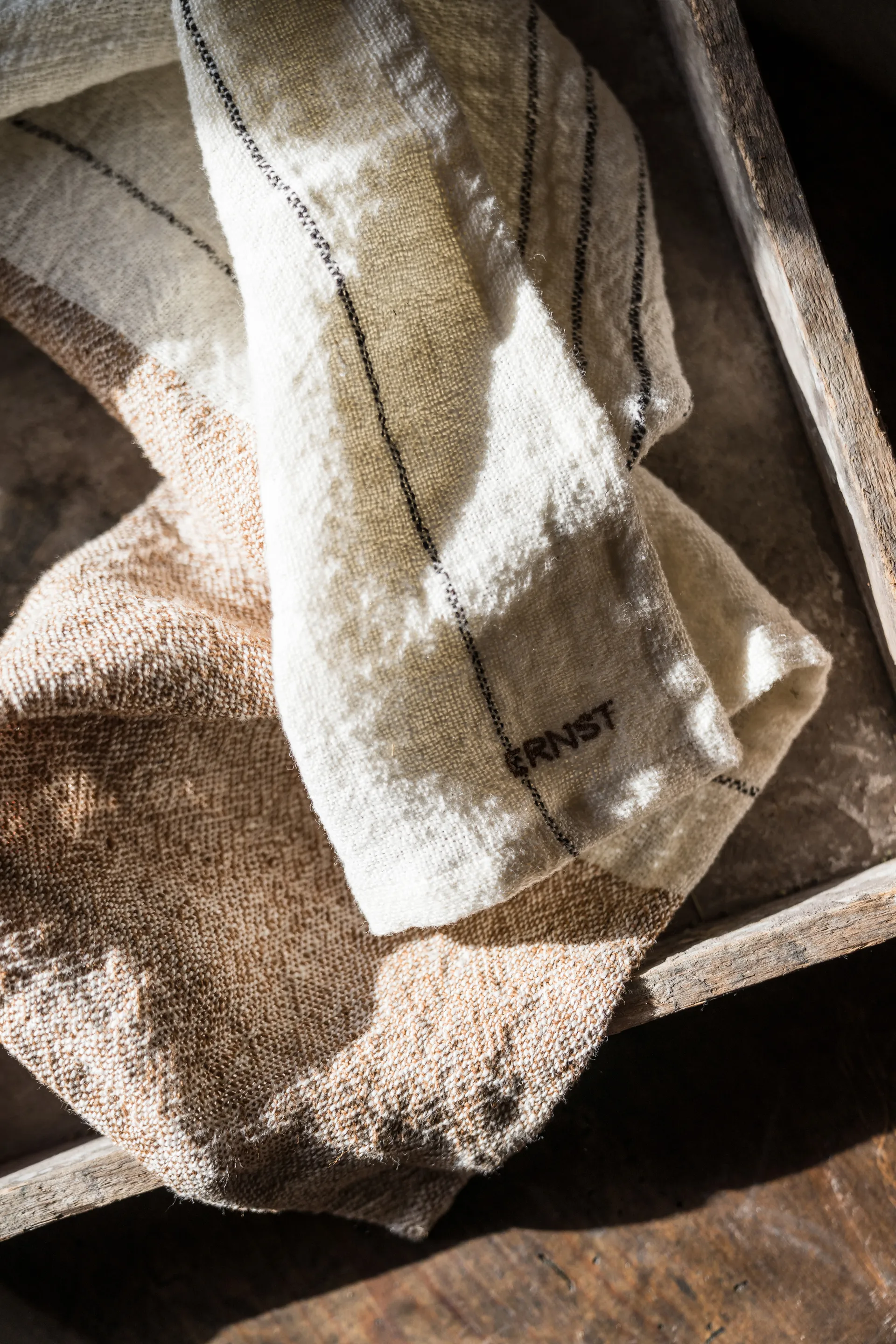 에른스트 키친타월 하프 린넨 47x70 cm, Multirand white ERNST | 에른스트