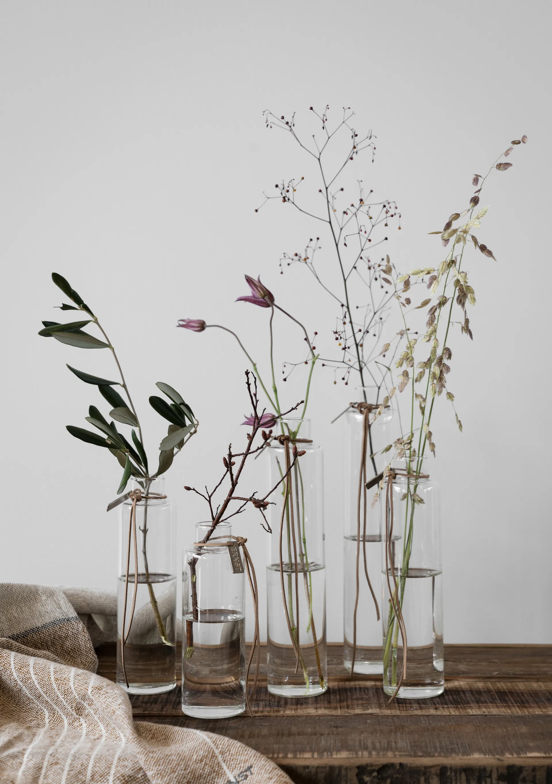 에른스트 글라스 화병 Ø5 cm, H 18 cm ERNST | 에른스트