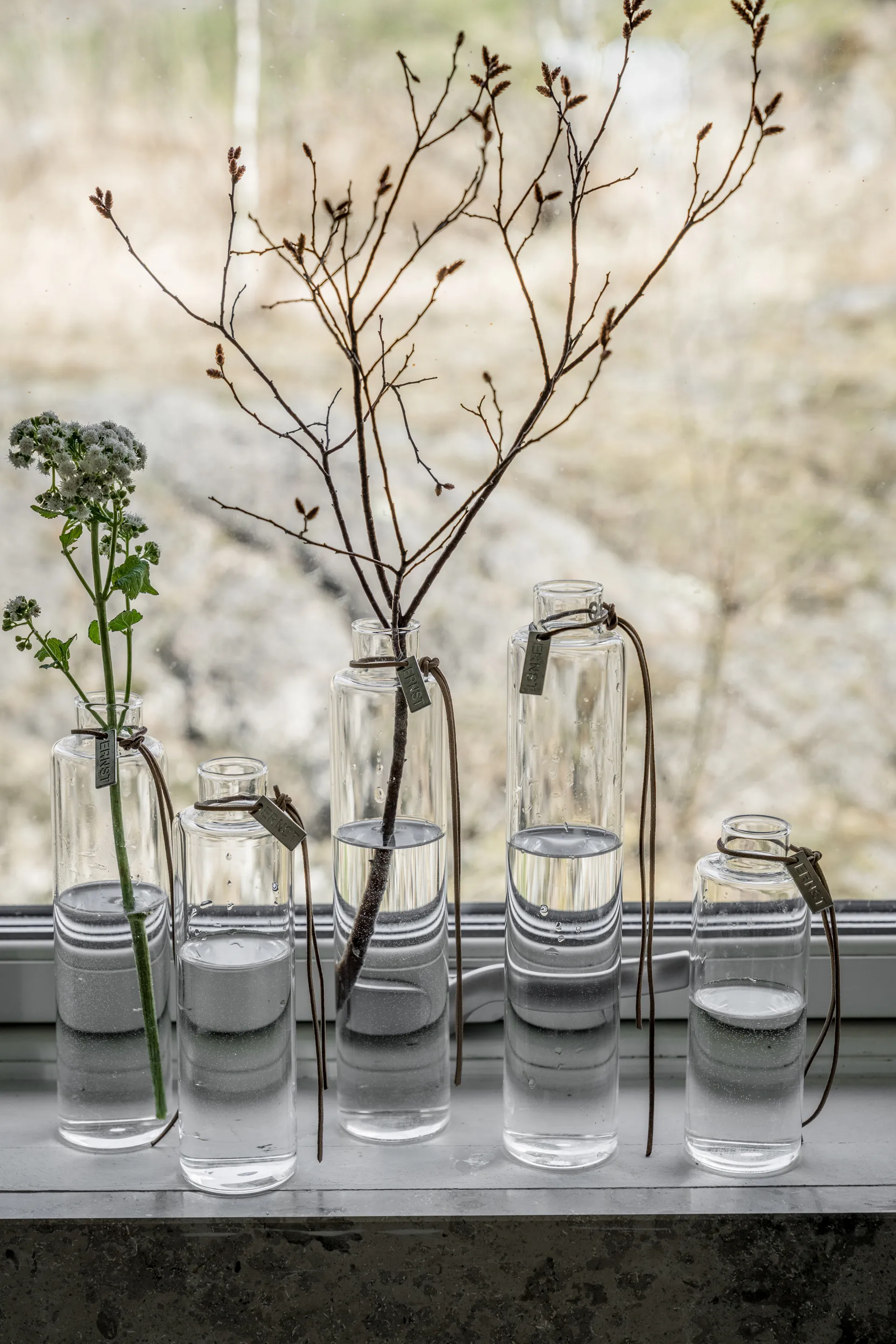 에른스트 글라스 화병 Ø5 cm, H 25 cm ERNST | 에른스트