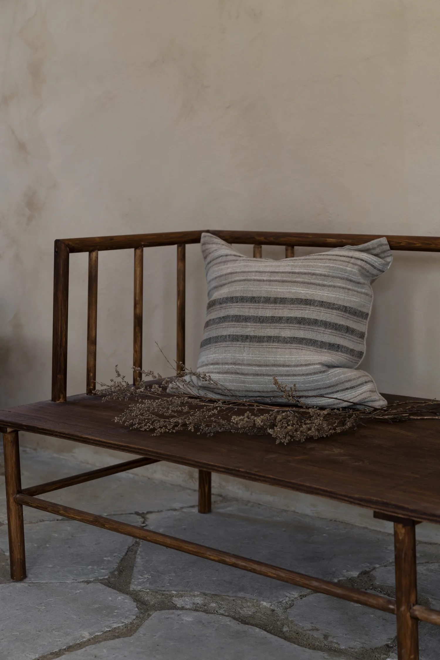 에른스트 스트라입드 린넨-황마 쿠션 커버, 50x50 cm ERNST | 에른스트