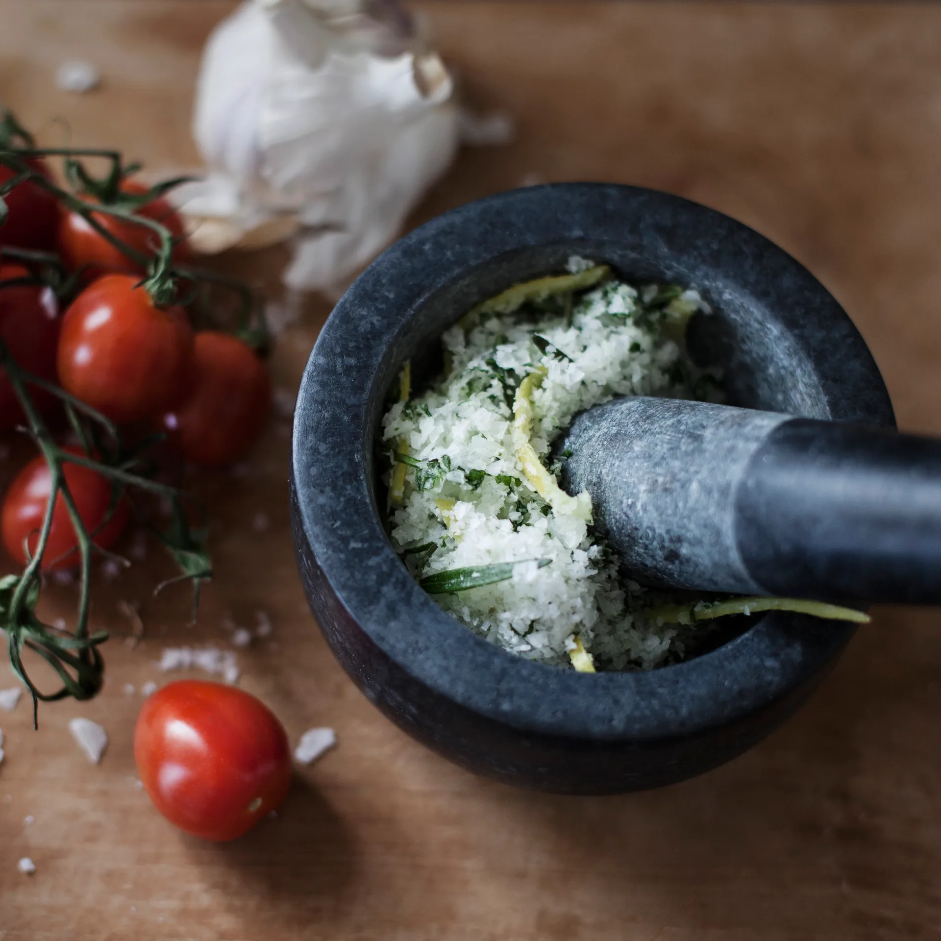 에른스트 절구 미듐, Black ERNST | 에른스트