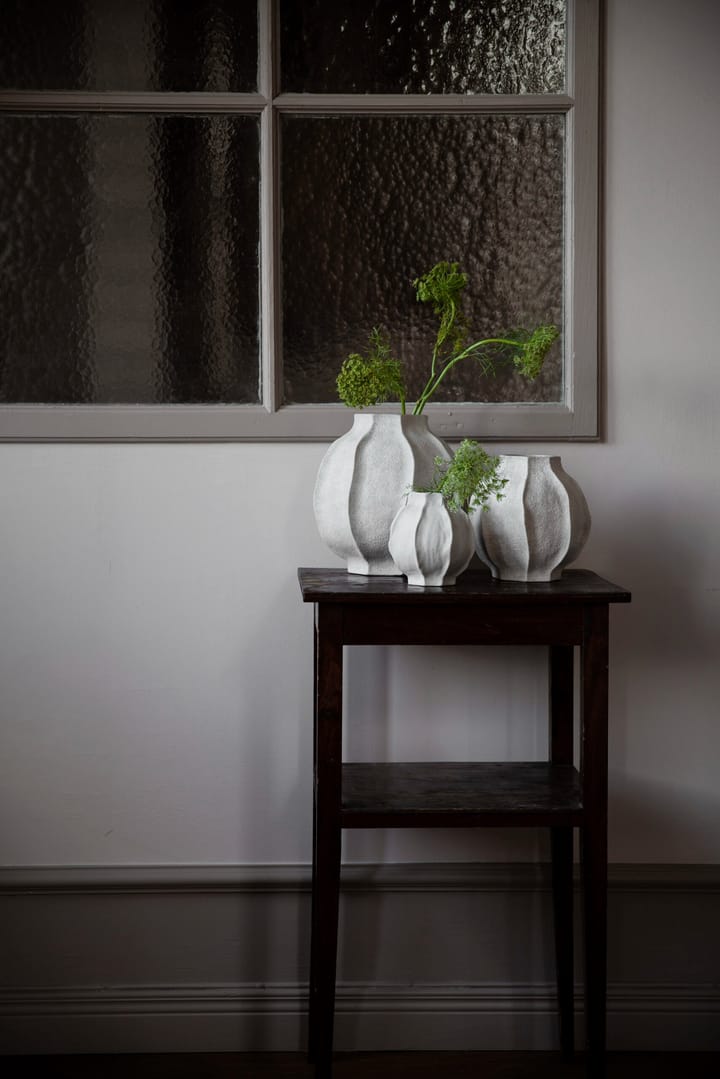 에른스트 화병 덴티드 스트라이프, H18 cm Ø18 cm ERNST | 에른스트