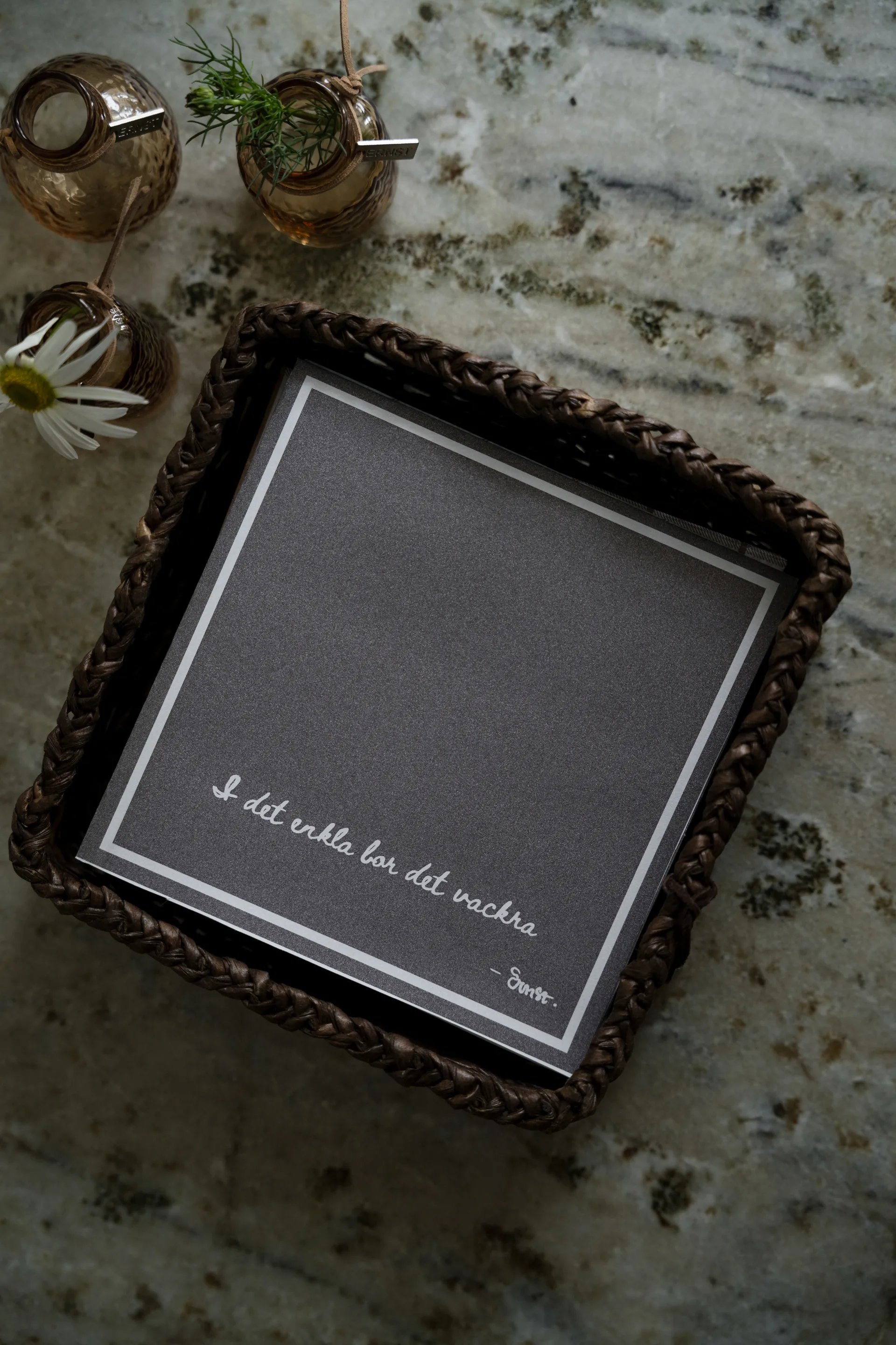 에른스트 문구 인쇄 페이퍼 냅킨 “I det enkla” 20개 세트, Mole ERNST | 에른스트