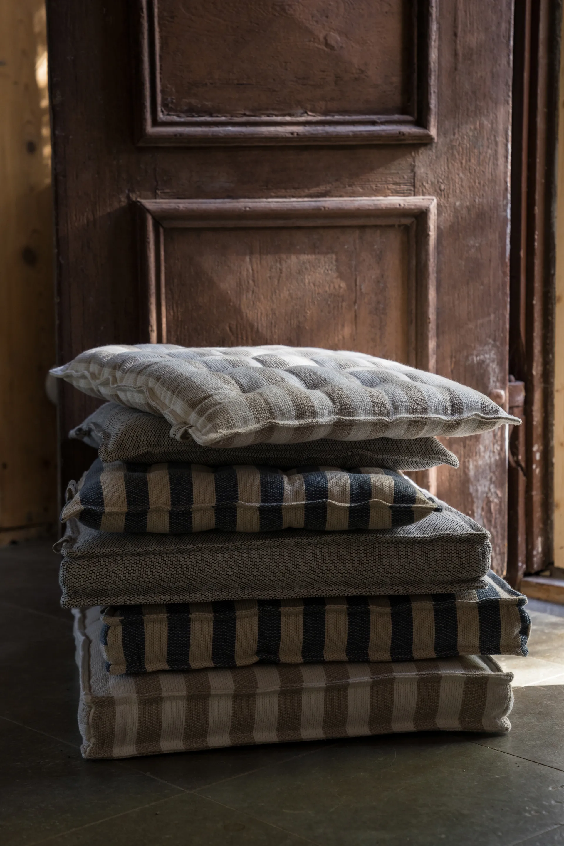 에른스트 의자 쿠션 mottled 45x45cm, Grey ERNST | 에른스트