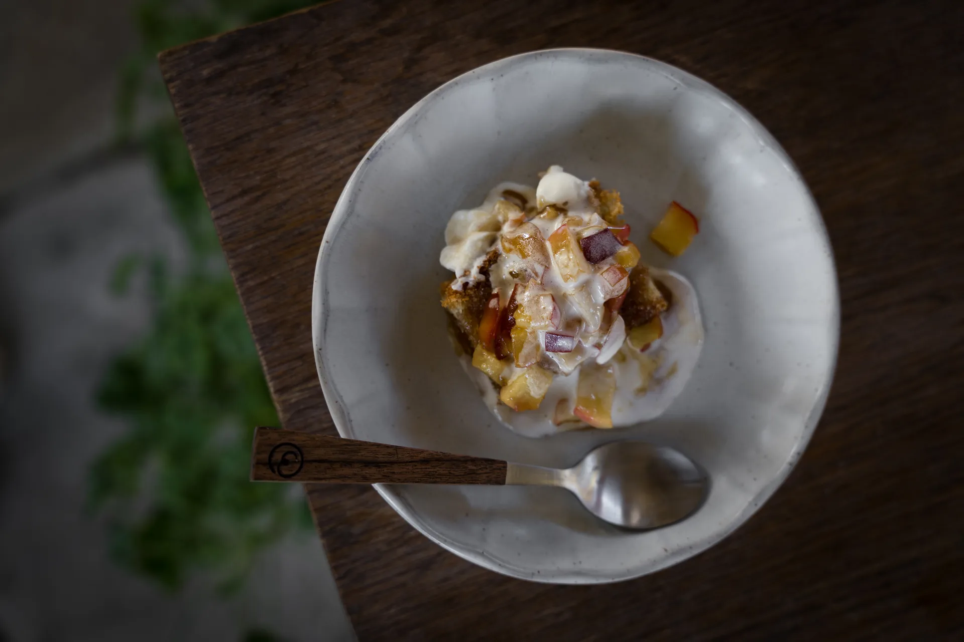 에른스트 사이드 플레이트 스톤웨어, White-nature, Ø17x3 cm ERNST | 에른스트