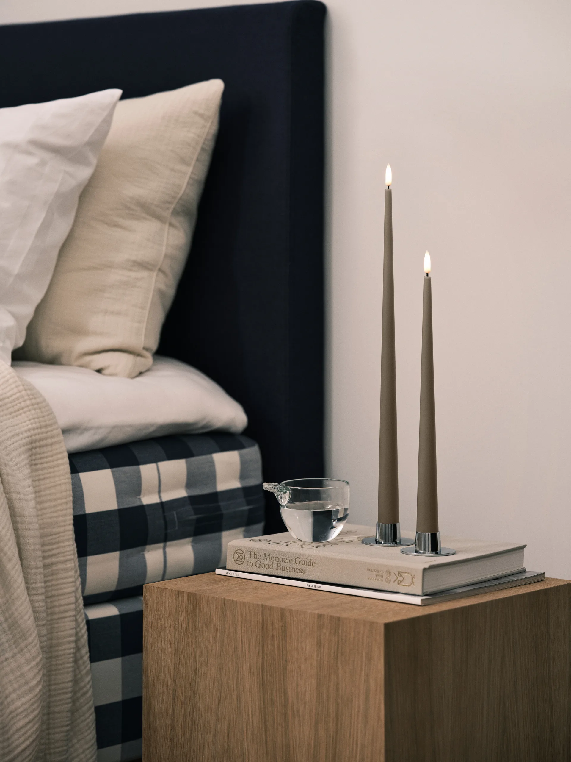 ester & erik 테이퍼 캔들 LED 2개 세트, 77 Caviar , 30 cm ester & erik | 에스터 & 에릭