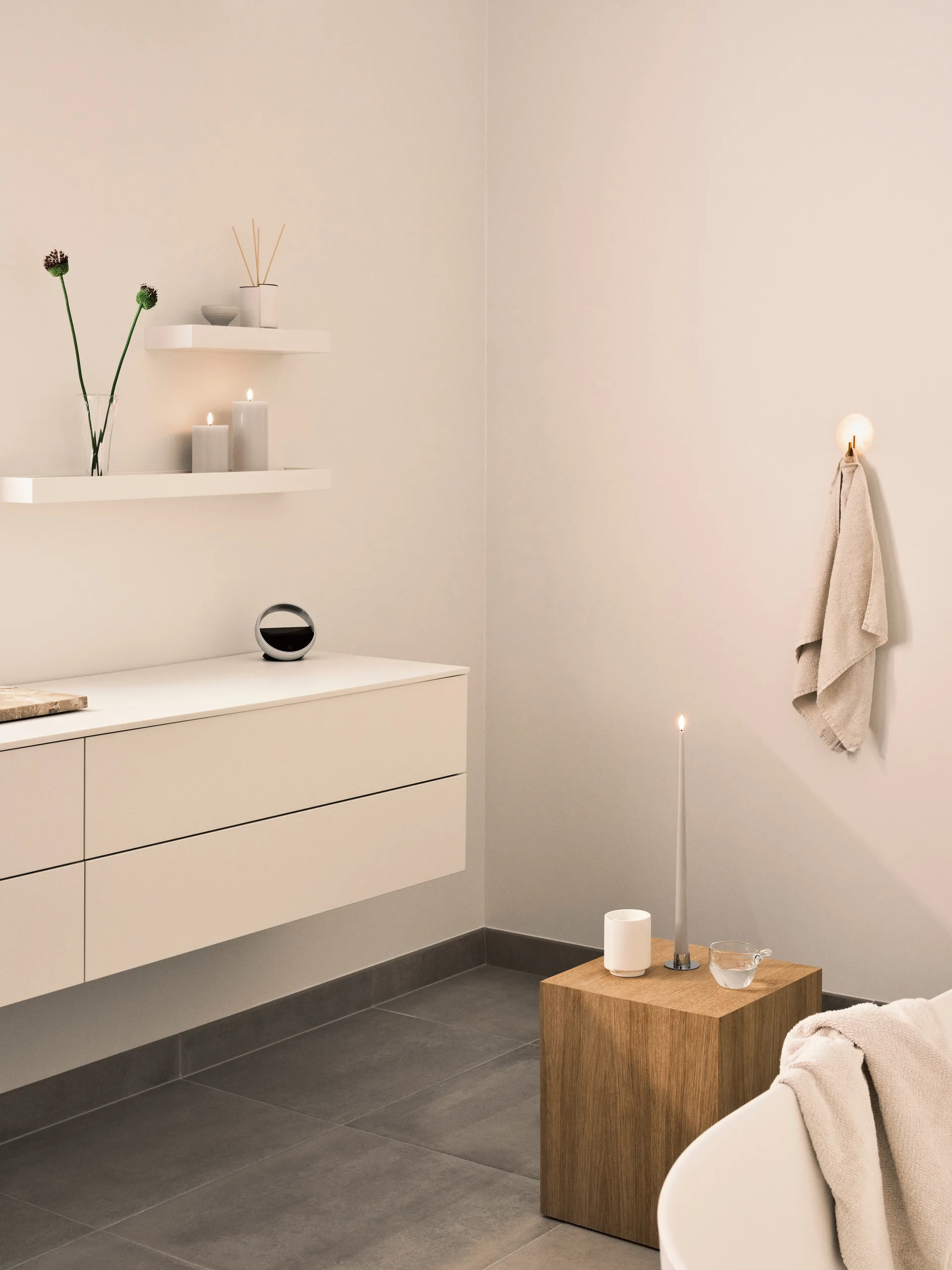 ester & erik 필라 캔들 LED, 22 Linen Grey, 10 cm ester & erik | 에스터 & 에릭