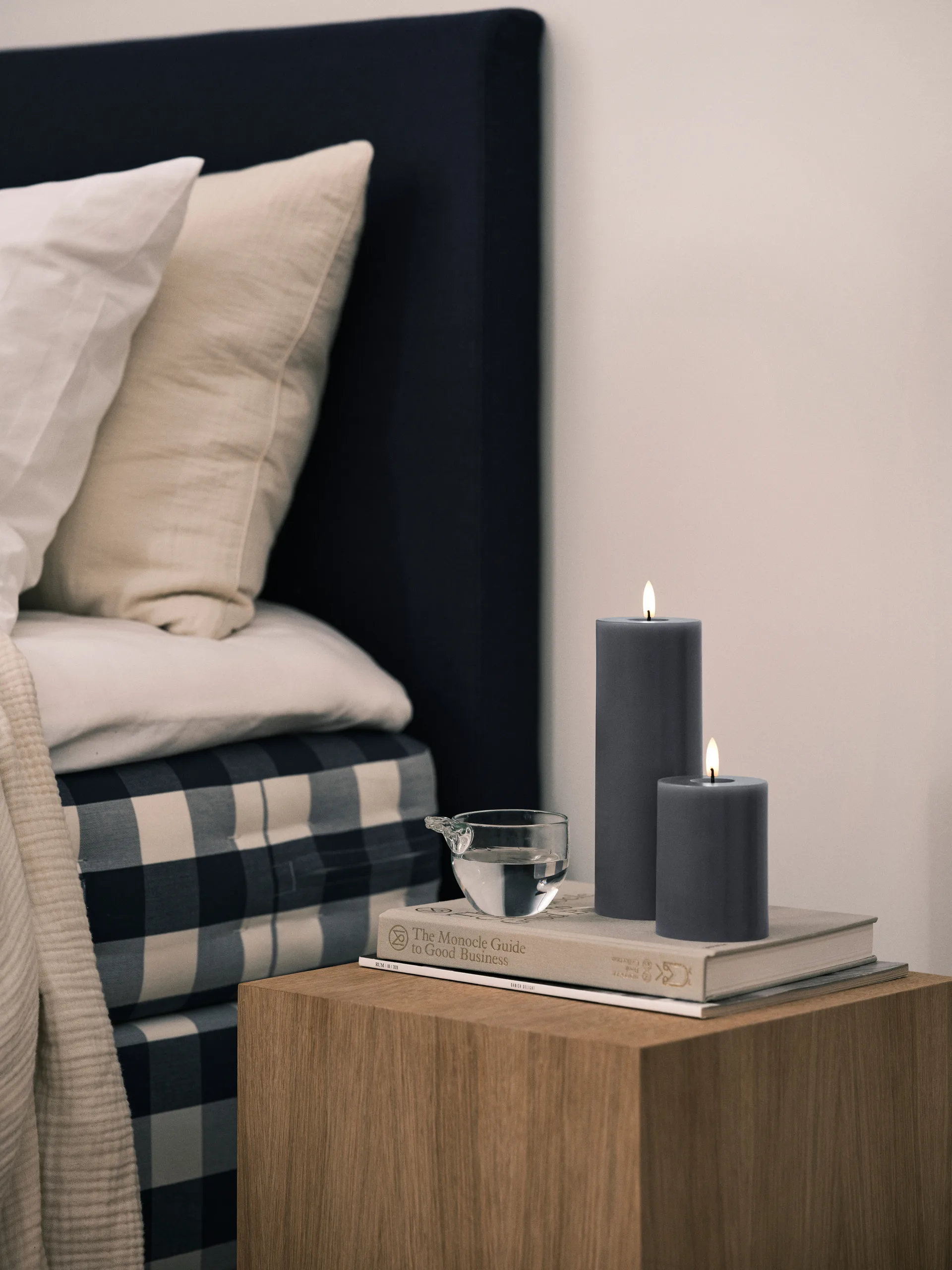 ester & erik 필라 캔들 LED, 74 Dark Slate, 10 cm ester & erik | 에스터 & 에릭