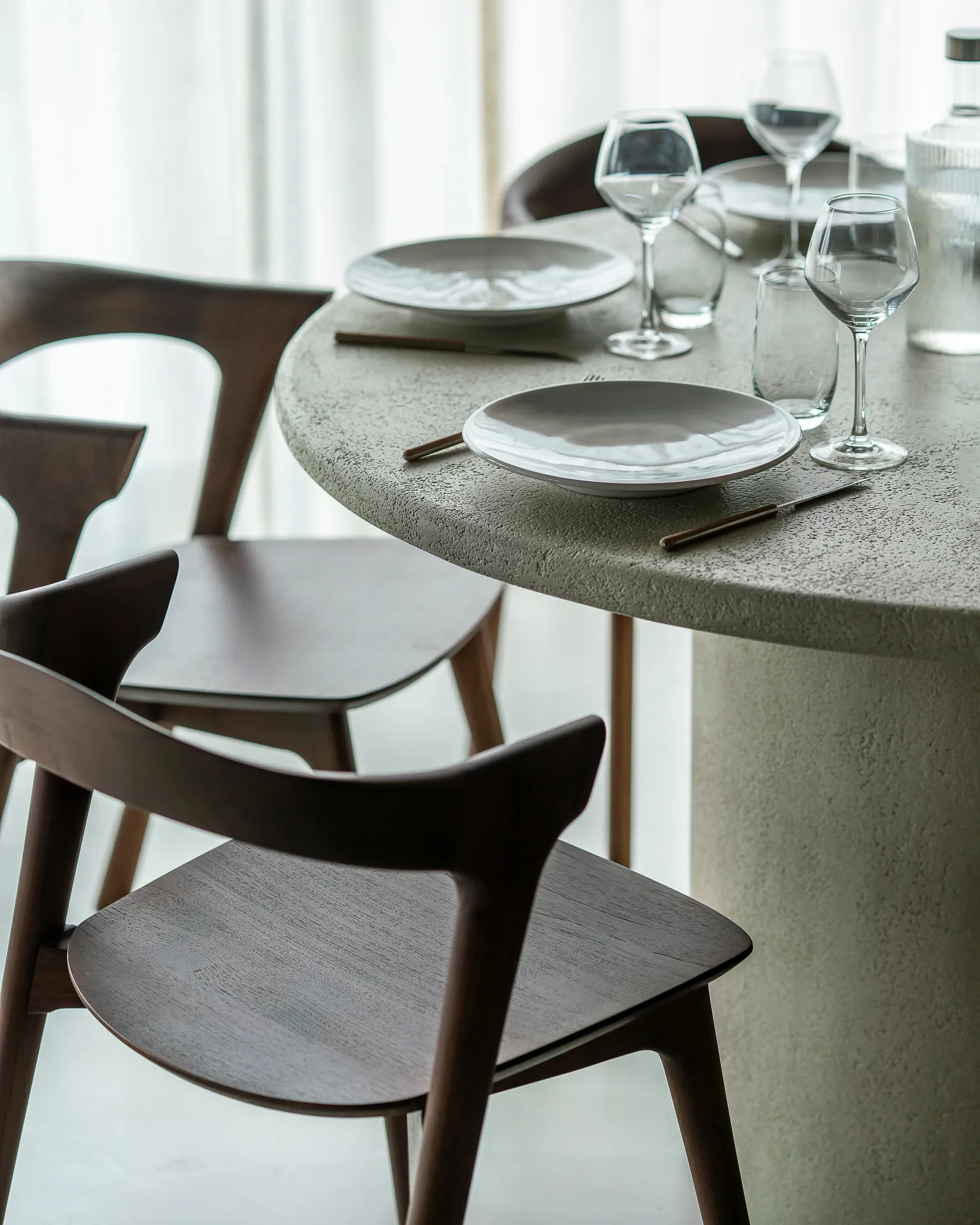 엘리먼츠 다이닝 테이블, Off White, Ø125 cm Ethnicraft | 에스니크래프트