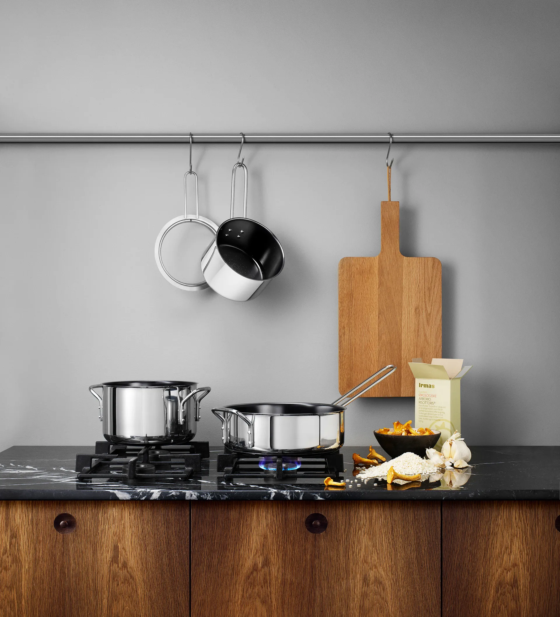 에바 트리오 스테인레스 스틸 Slip-Let 세라믹 소스 팬, 1.8 L Eva Solo | 에바솔로