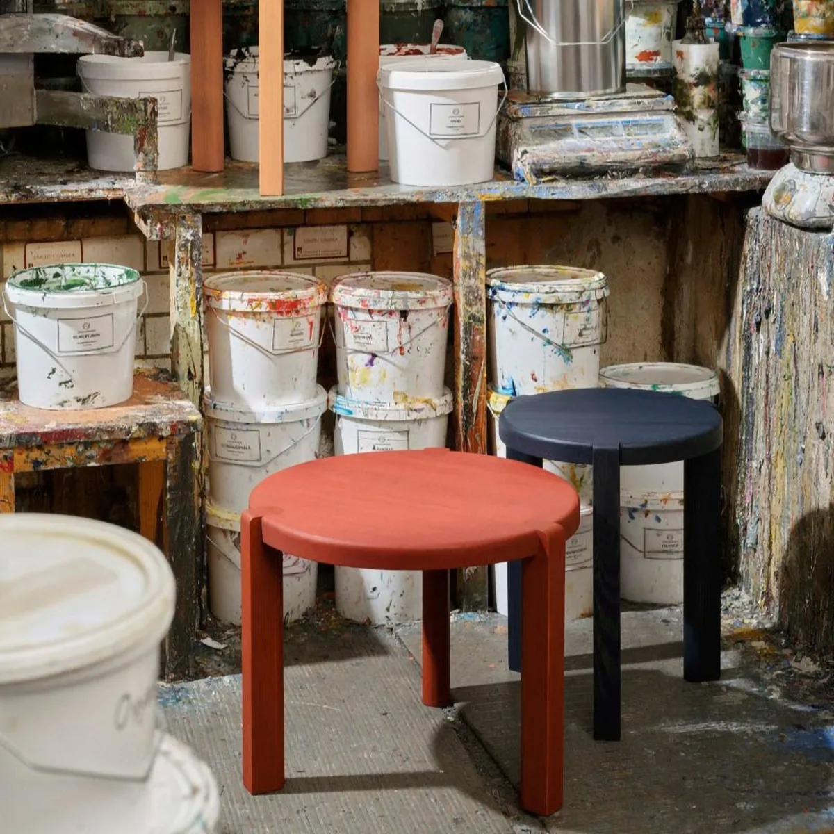 D108 라그네스민데 사이드 테이블 Ø35 cm, Midnight blue FDB Møbler