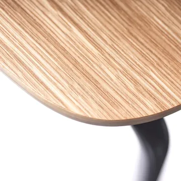 J182 홀멘 체어 - Oak veneer-black legs - FDB Møbler