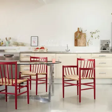 J80 체어 - Ruby red beech-paper cord - FDB Møbler