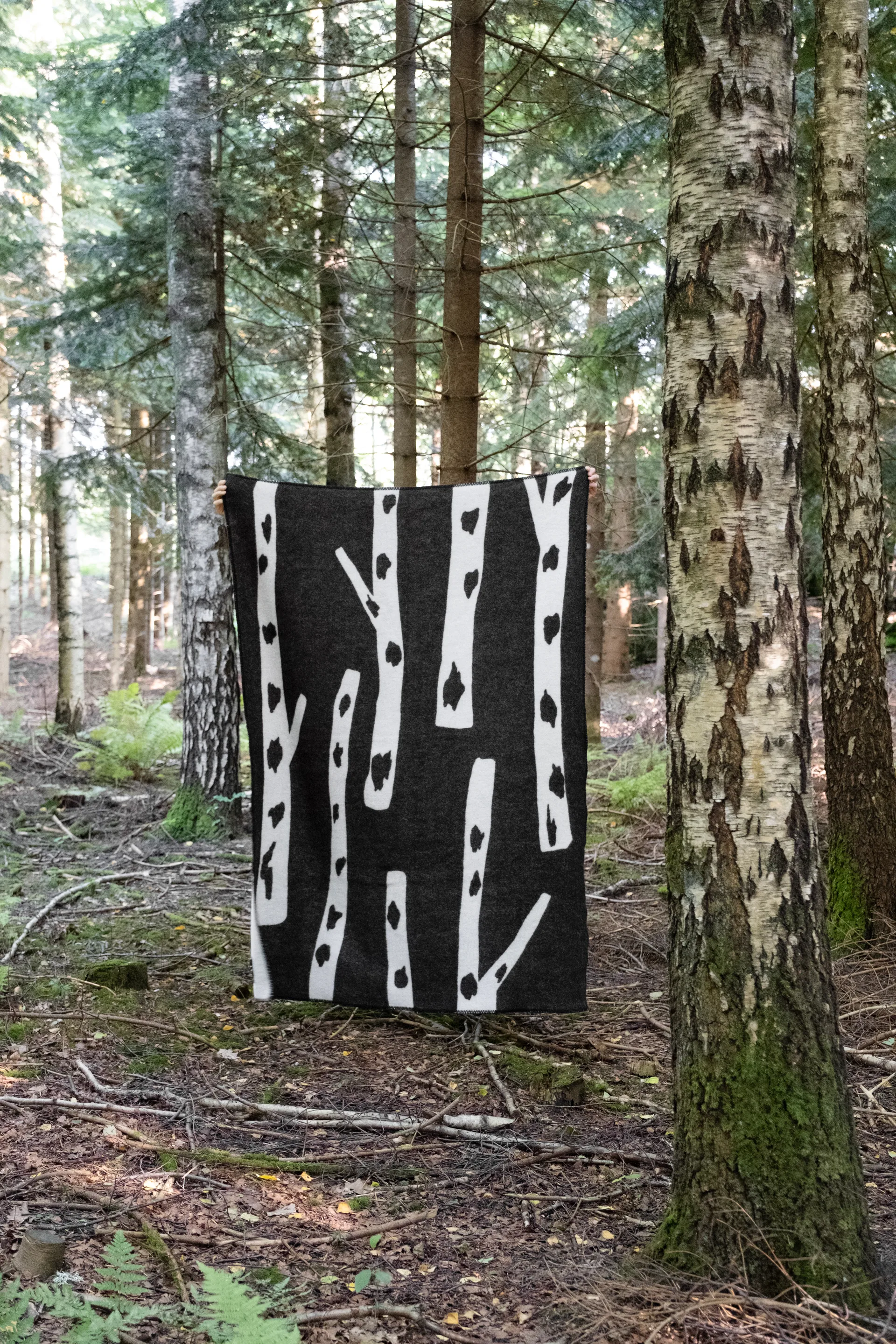 버치 스로우 130x180 cm, Black-white Fine Little Day | 파인리틀데이