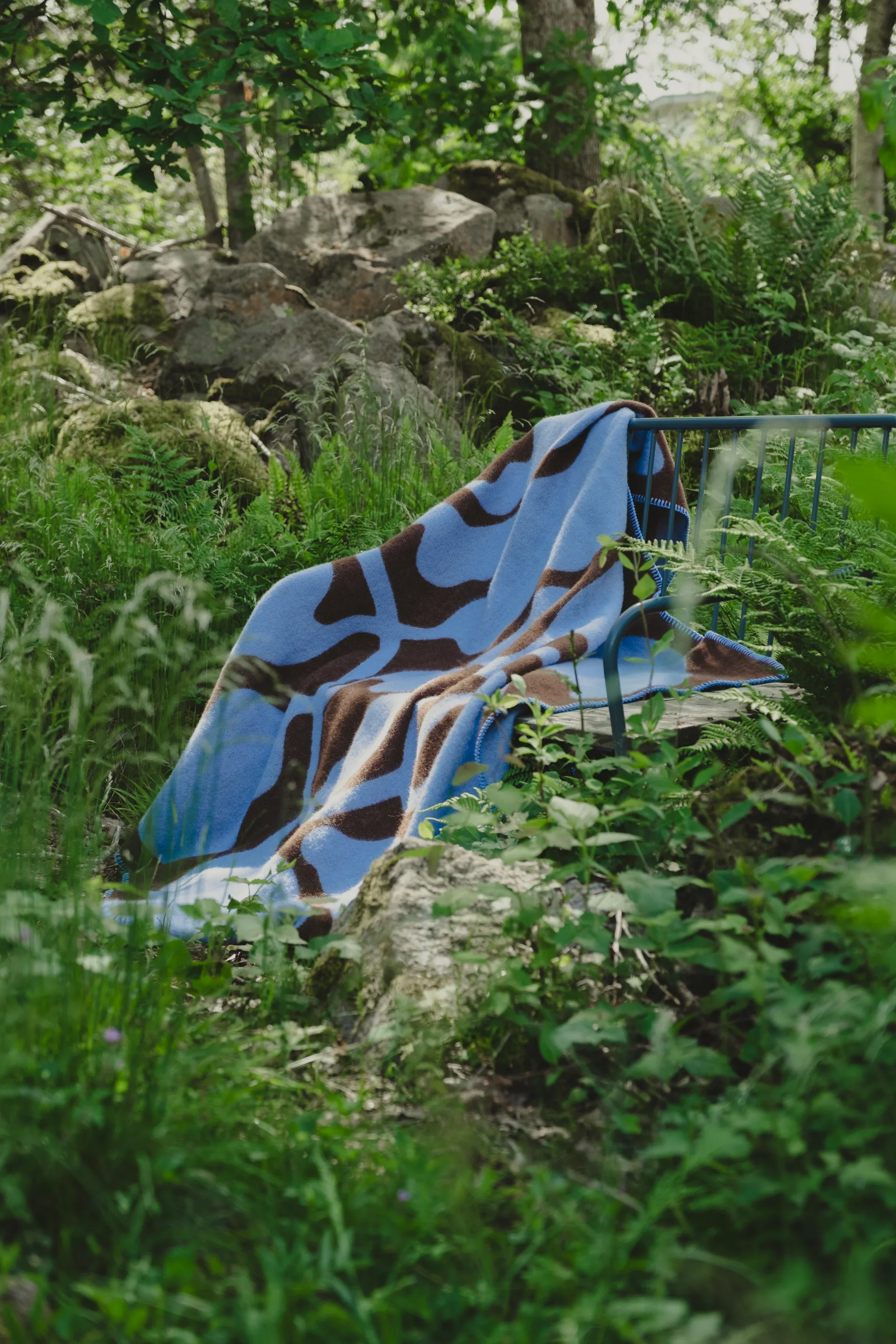 리브스 펠트 130x180cm, Blue-brown Fine Little Day | 파인리틀데이