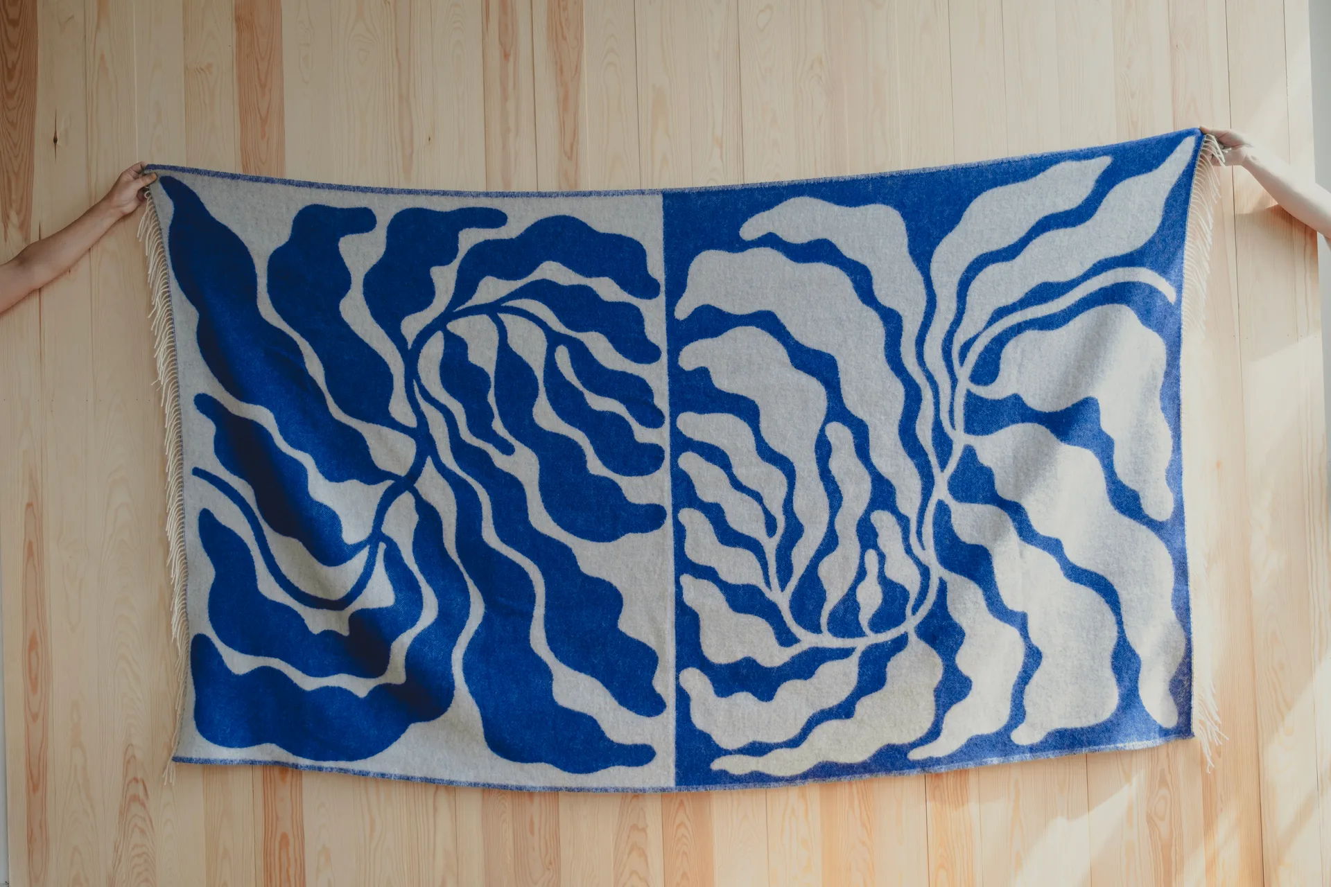 리브스 스로우 130x220 cm, Blue-White Fine Little Day | 파인리틀데이