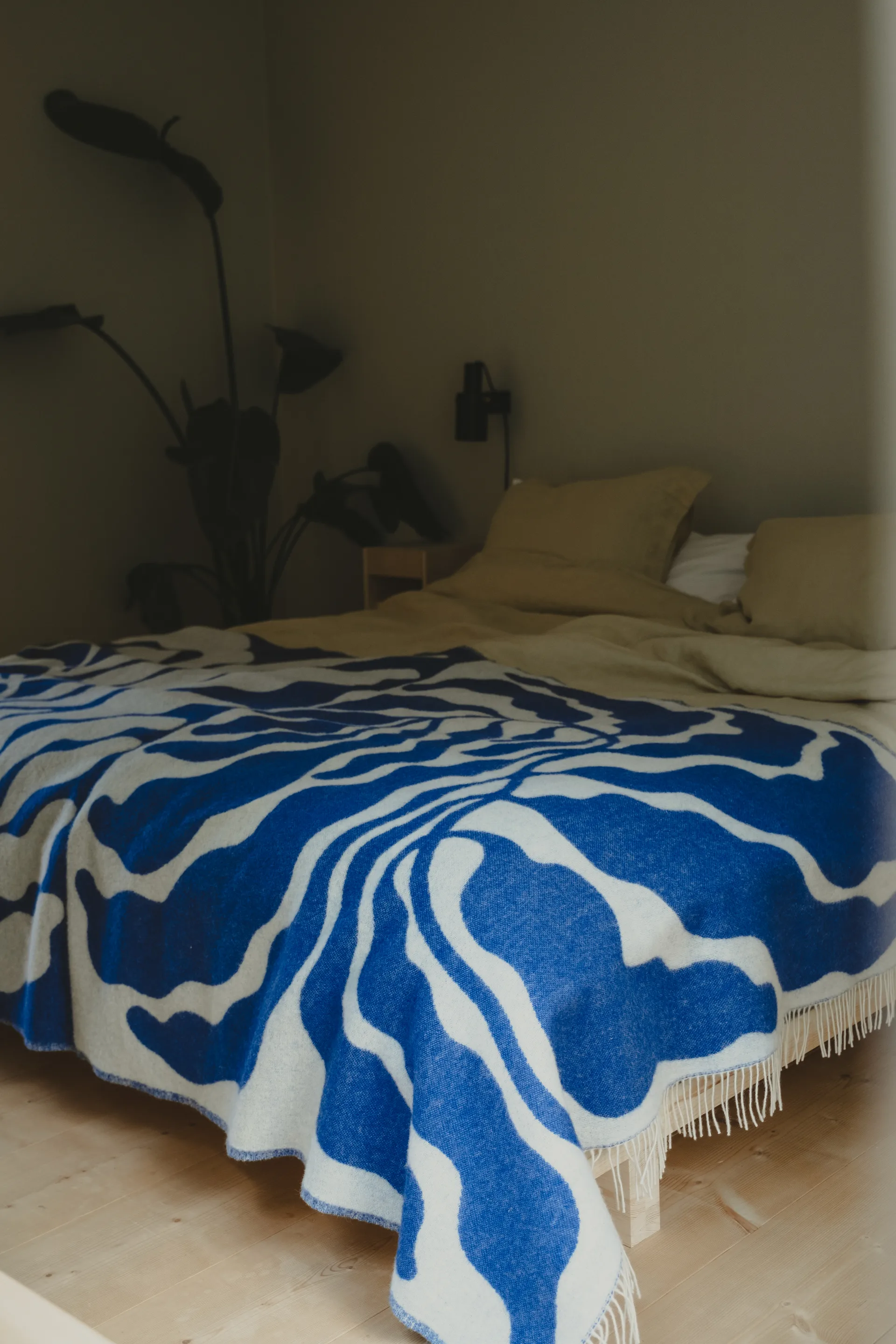 리브스 스로우 130x220cm, Blue-white Fine Little Day | 파인리틀데이