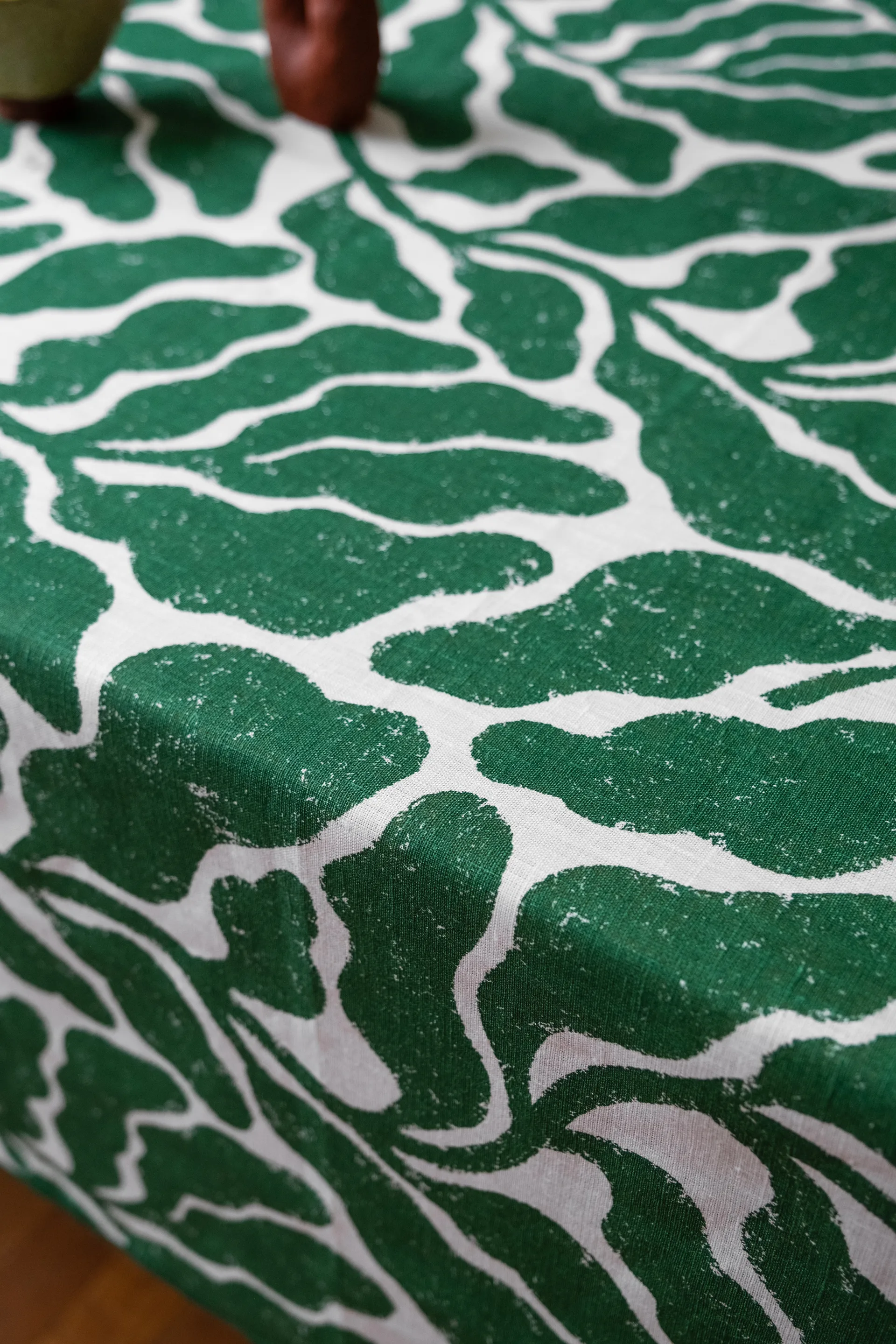 리브스 테이블클로스 149x250 cm, Green Fine Little Day | 파인리틀데이