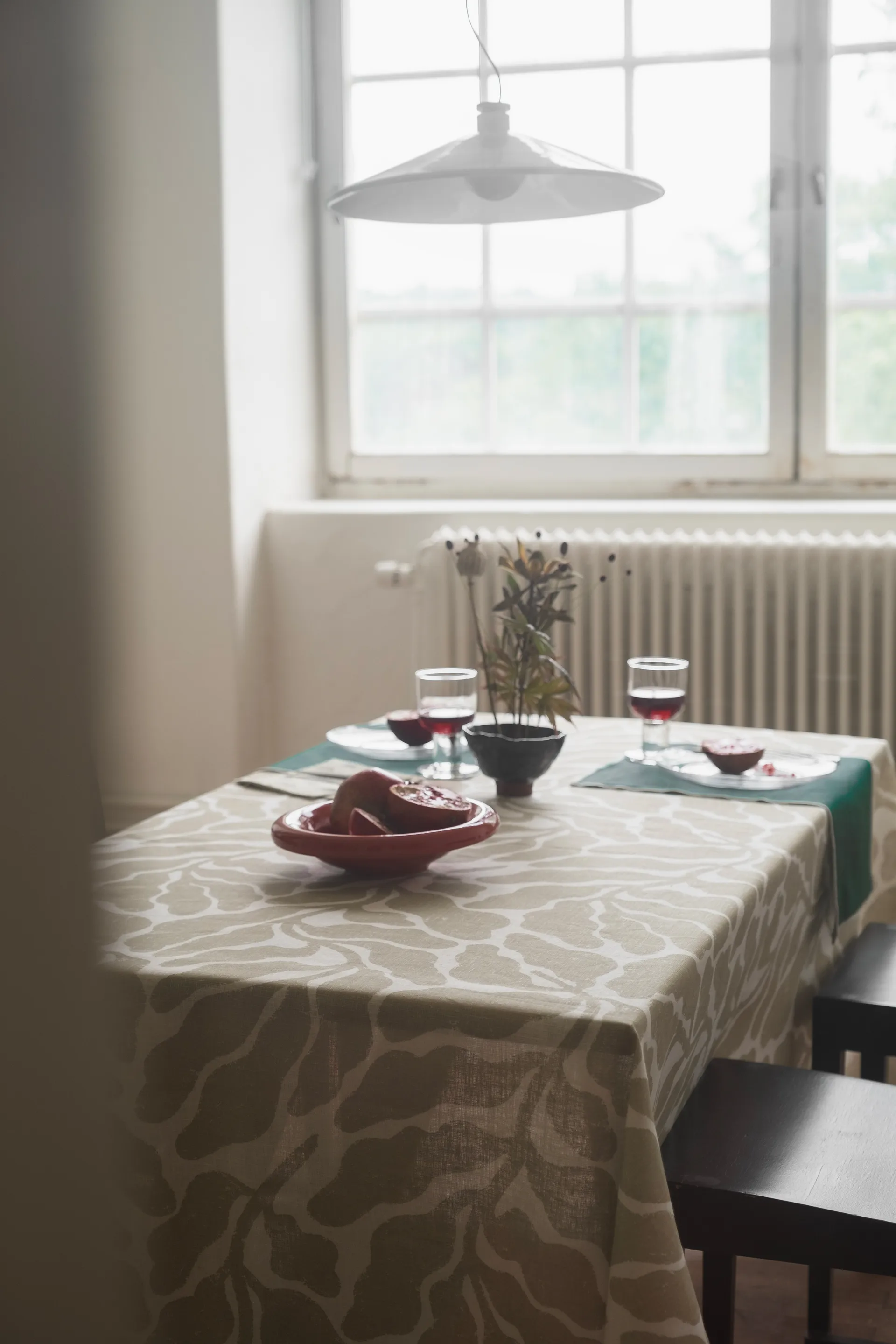 리브스 테이블클로스 149x250 cm, Sand Fine Little Day | 파인리틀데이