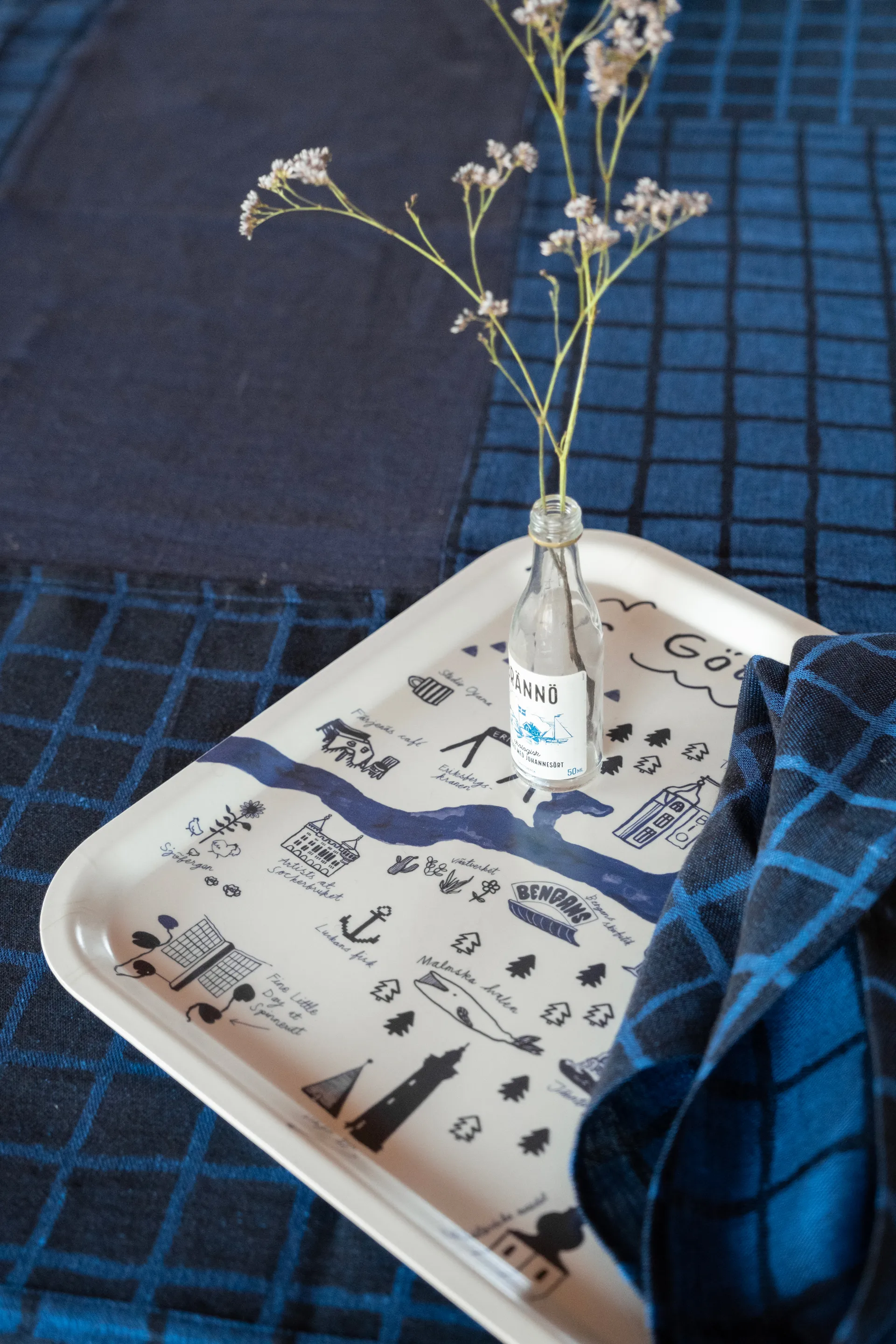 예테보리 트레이 32x32 cm, White-Blue Fine Little Day | 파인리틀데이